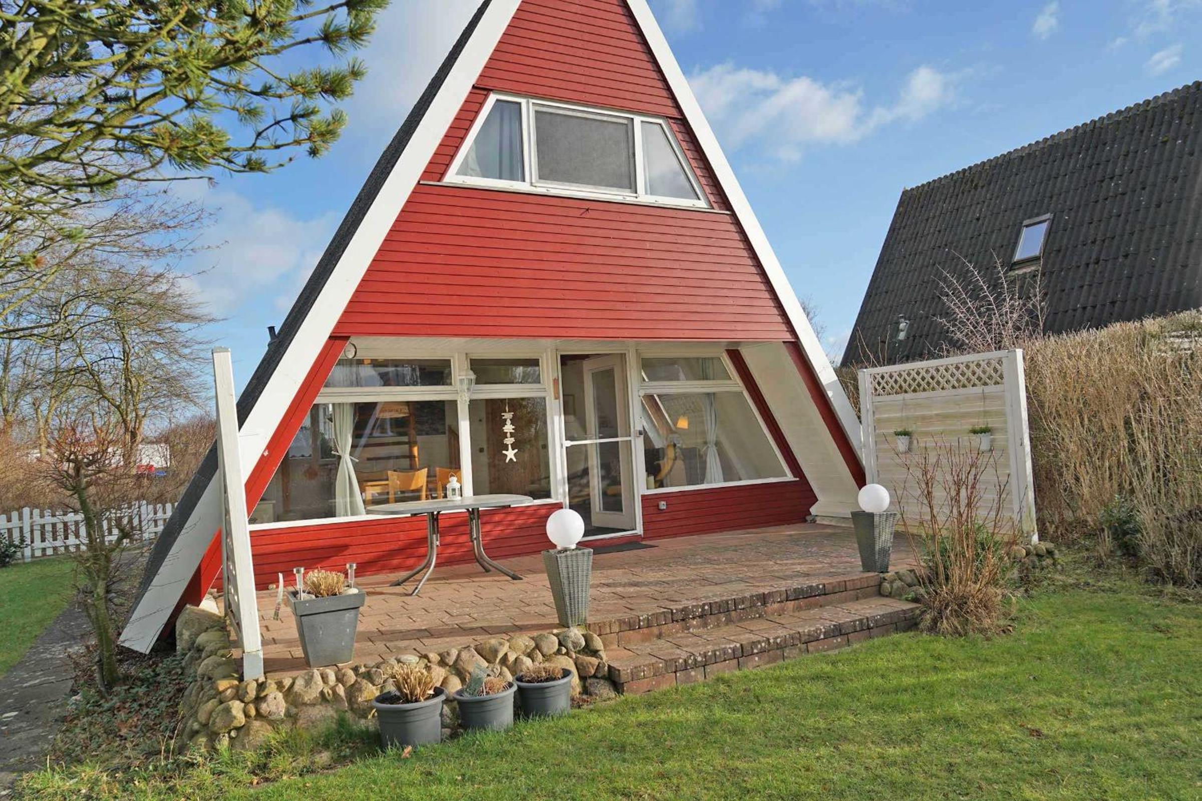 Two-Bedroom House photo 2
