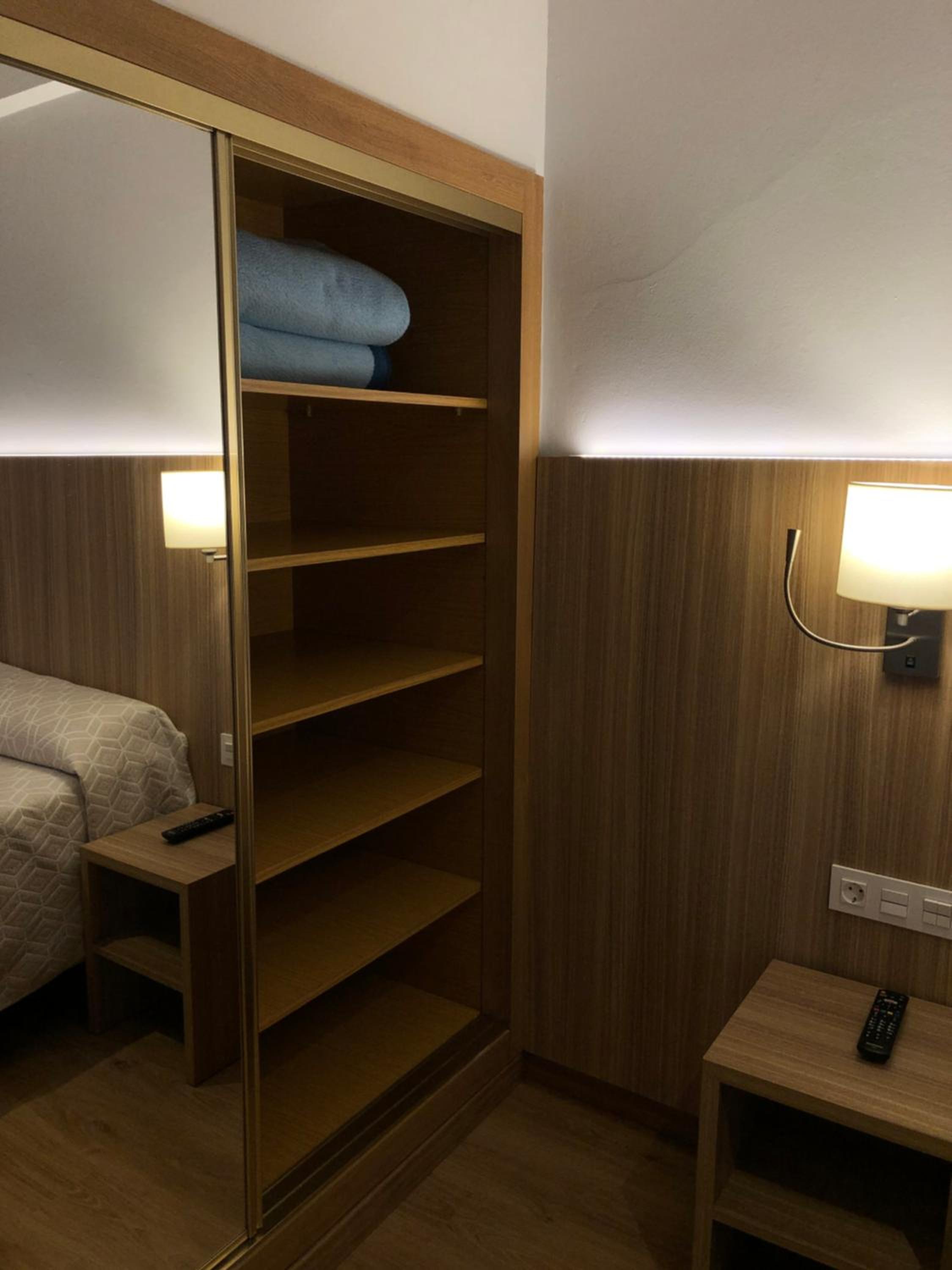 Superior Double Room - Photo 8