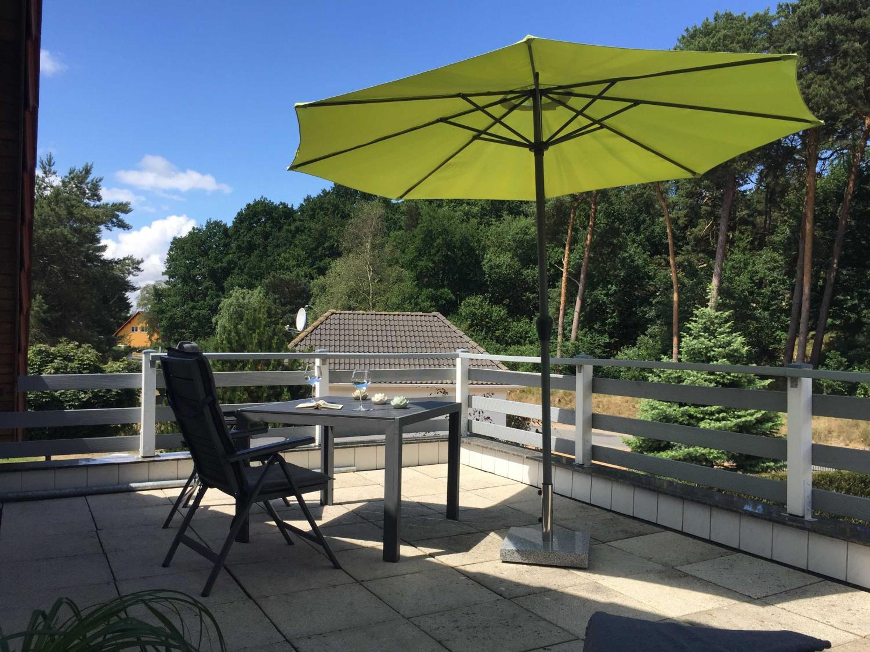 One-Bedroom Apartment with Terrace photo 2