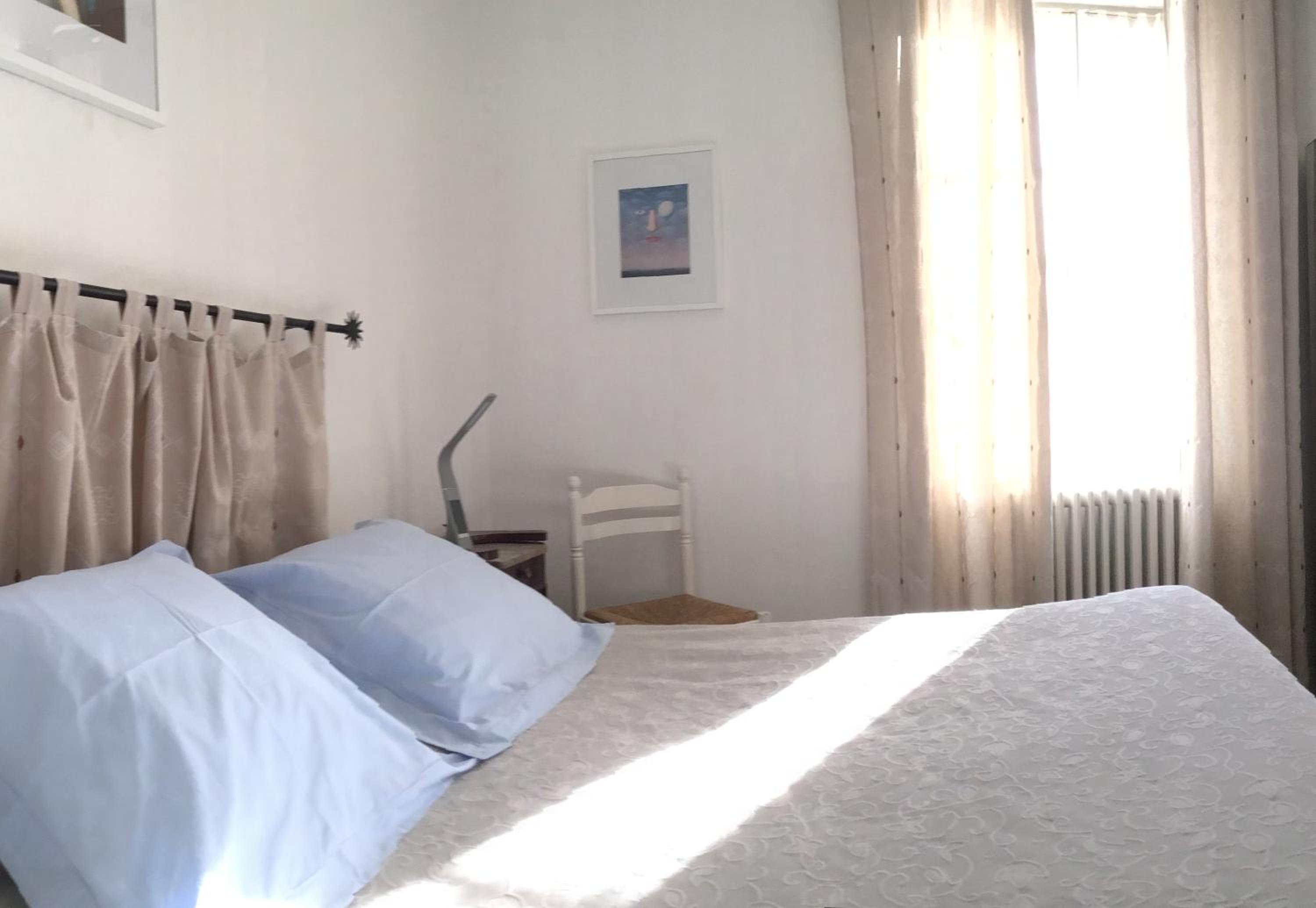 Double Room - Photo 3