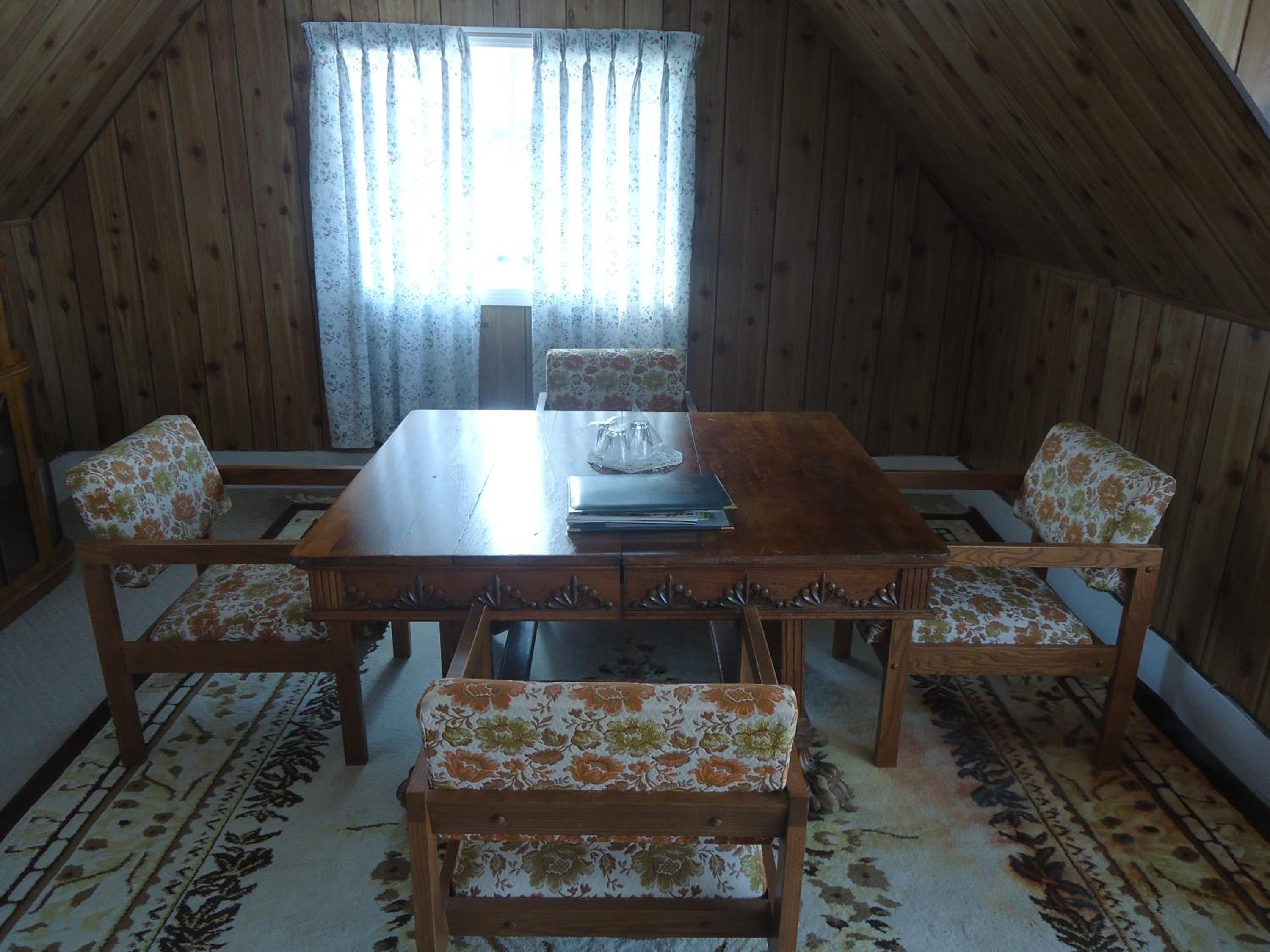 Queen Room with Two Queen Beds photo 3