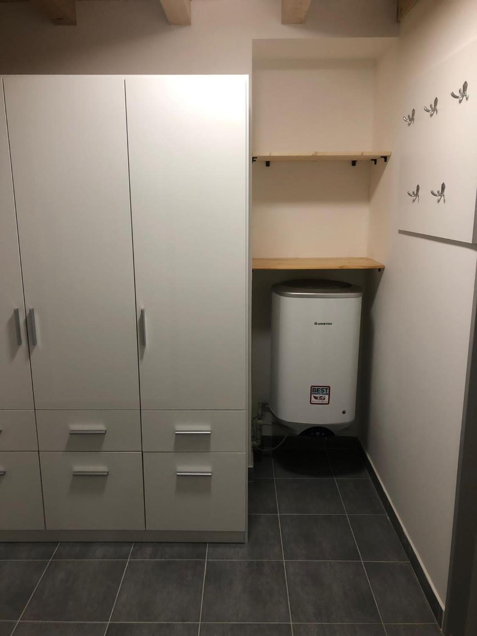 One-Bedroom Apartment - Photo 3