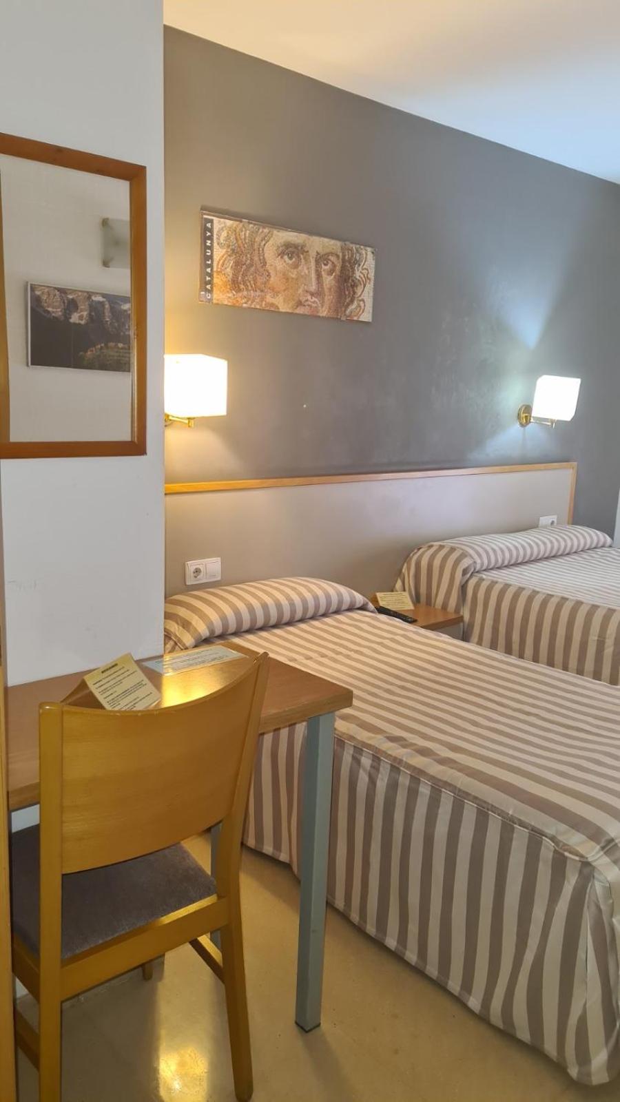 Triple Room with Balcony photo 3