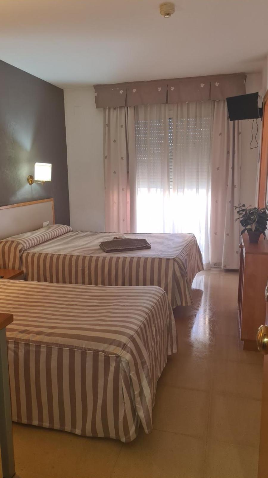 Triple Room with Balcony photo 2