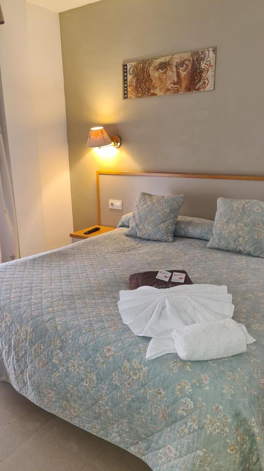 King Room with Balcony photo 2