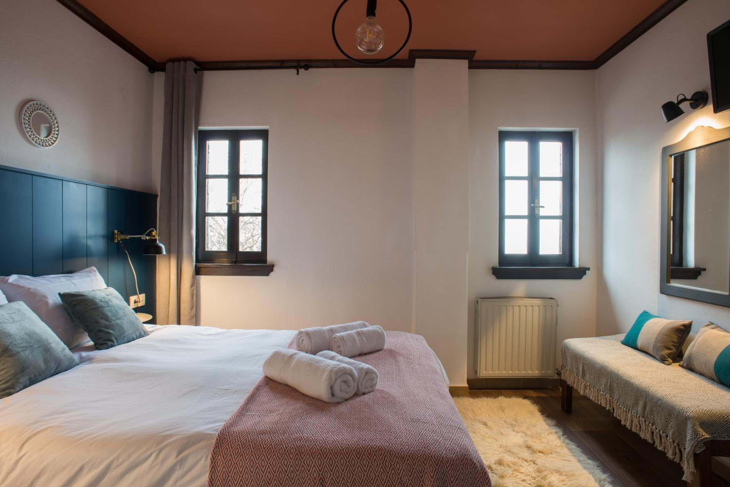 Standard Double Room - Photo 6