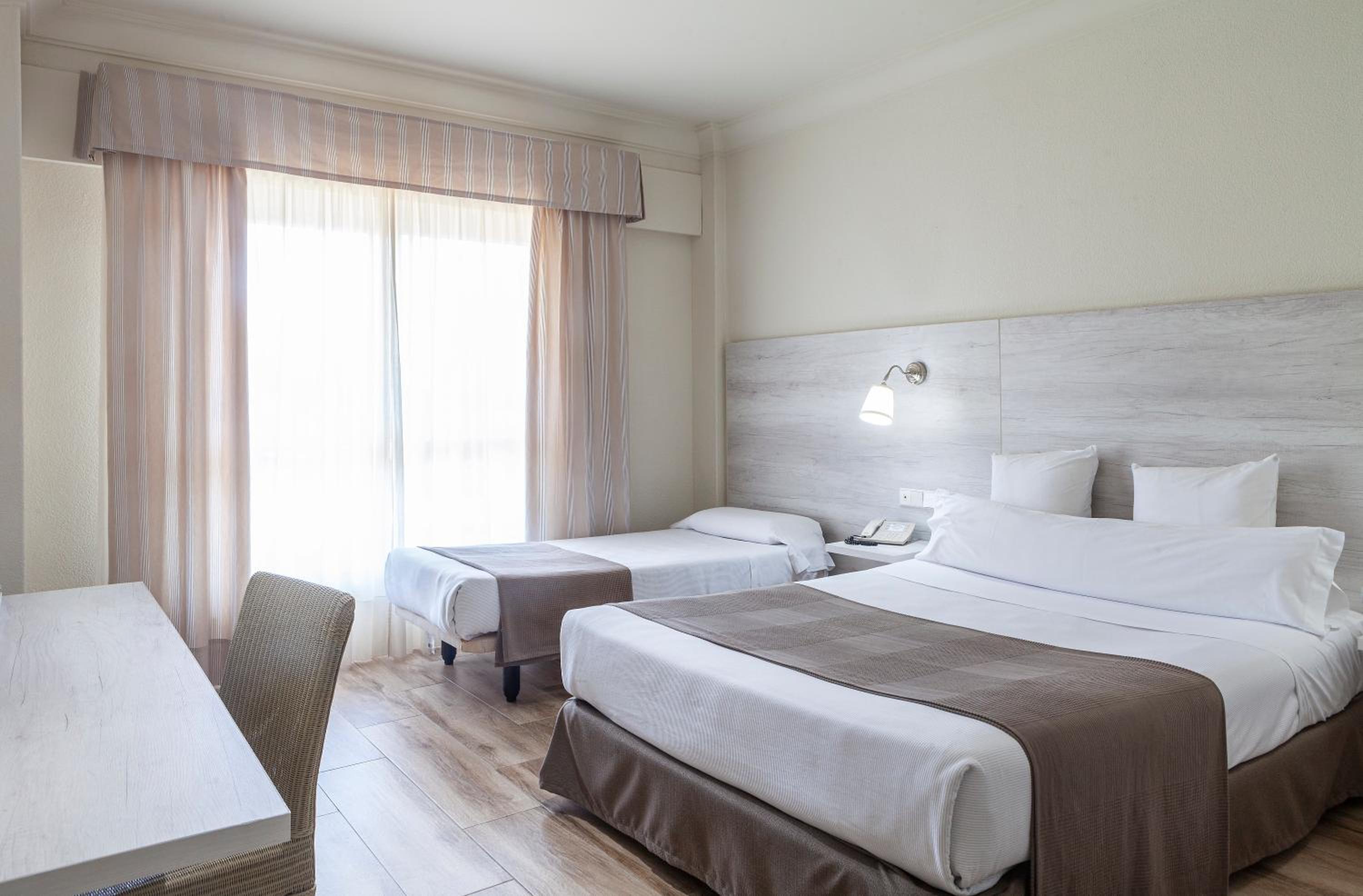 Double or Twin Room with Extra Bed (3 Adults)