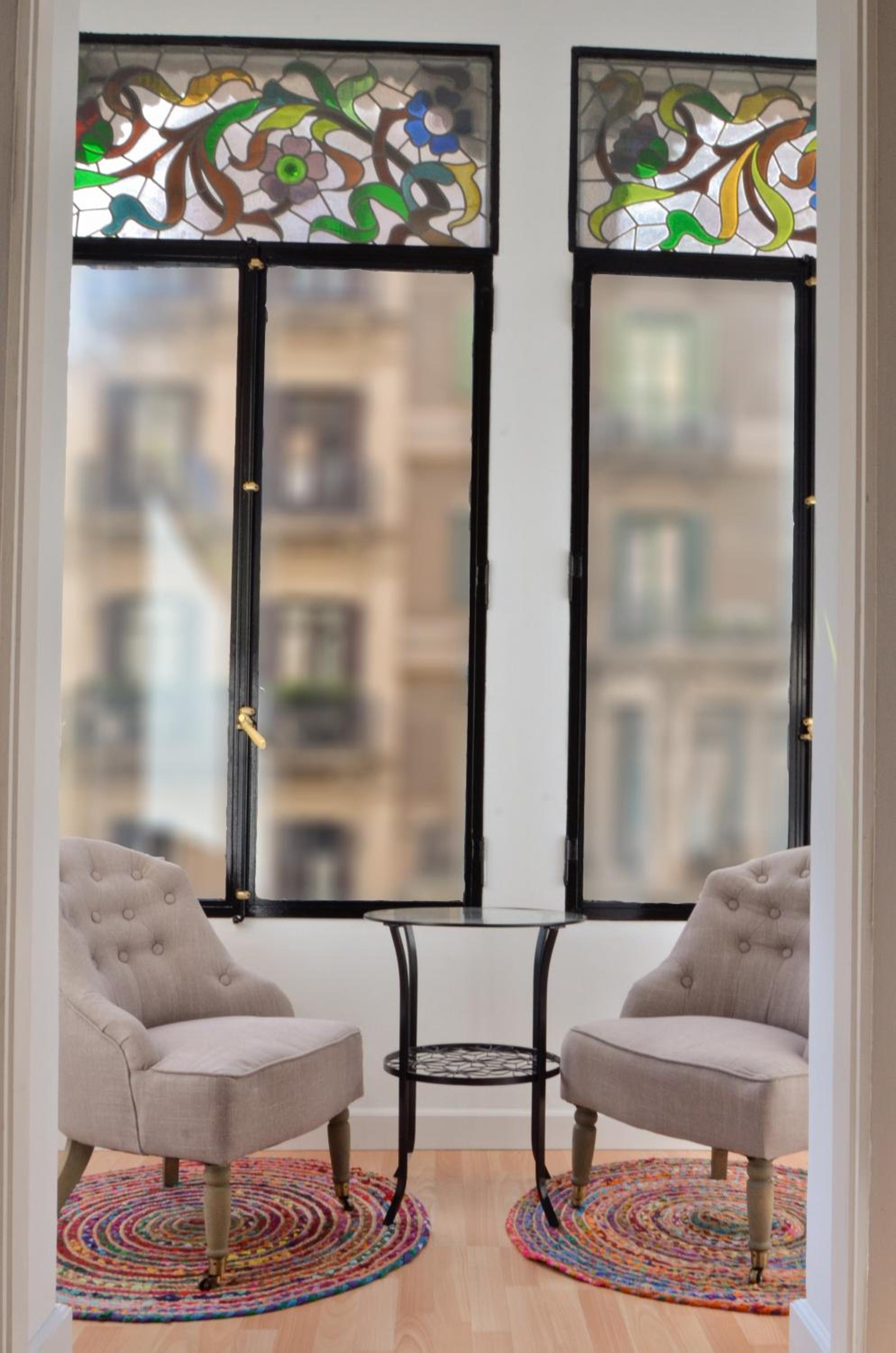 Two-Bedroom Apartment with Balcony photo 2