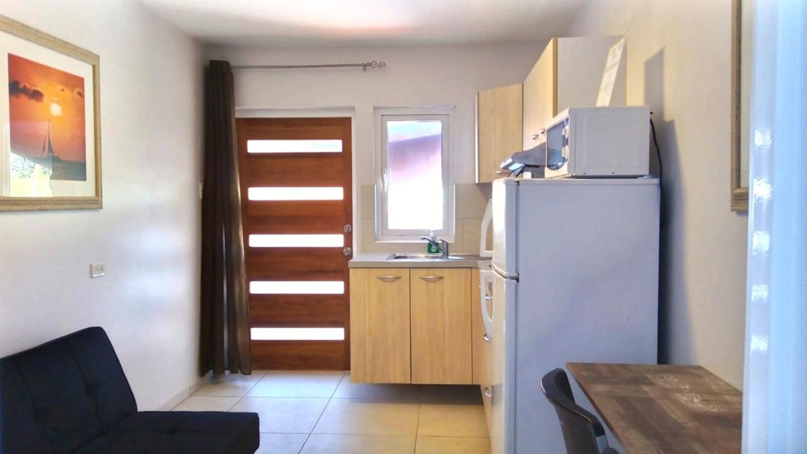 Apartment photo 2