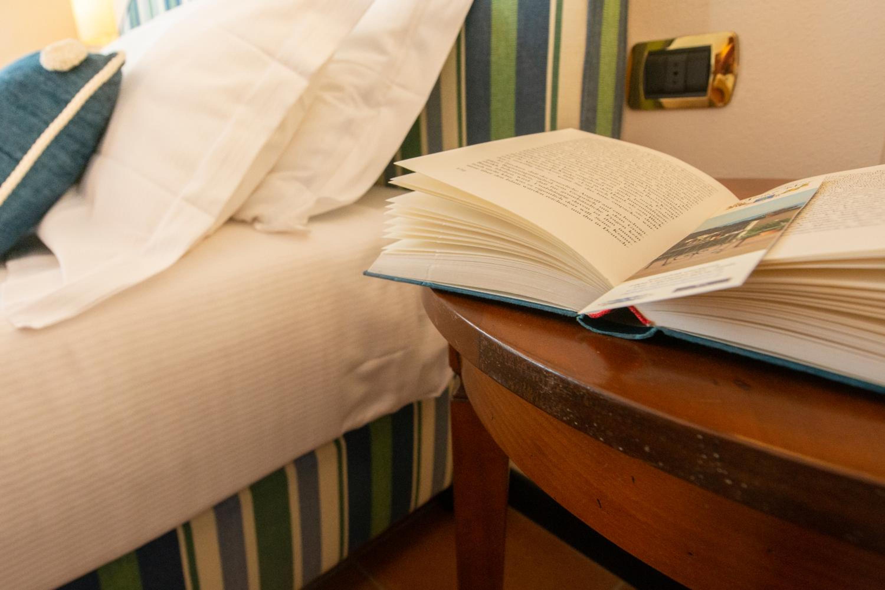  Standard Double Room - Photo 10