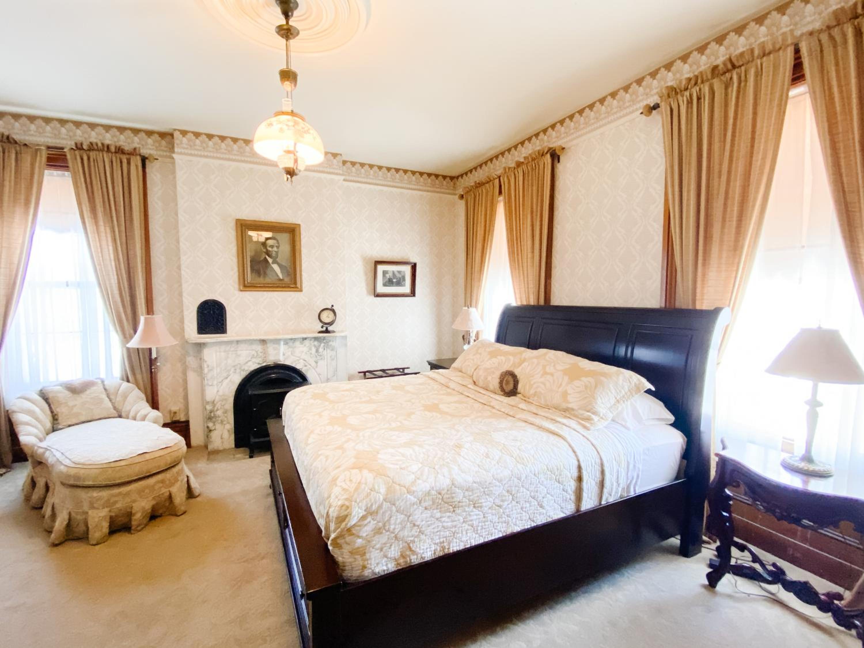 Lincoln Suite  photo 2