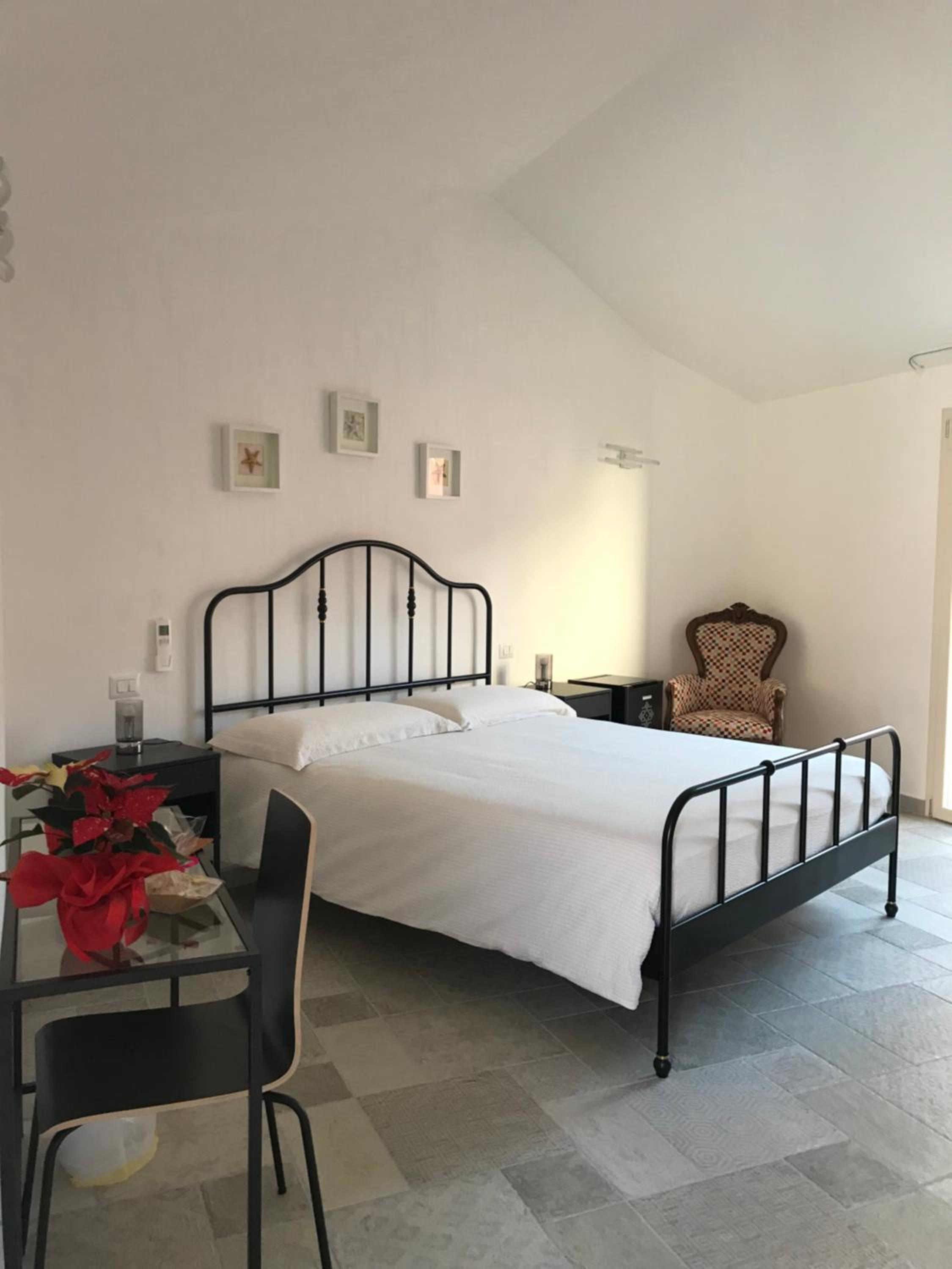 Deluxe Double Room  - Photo 8
