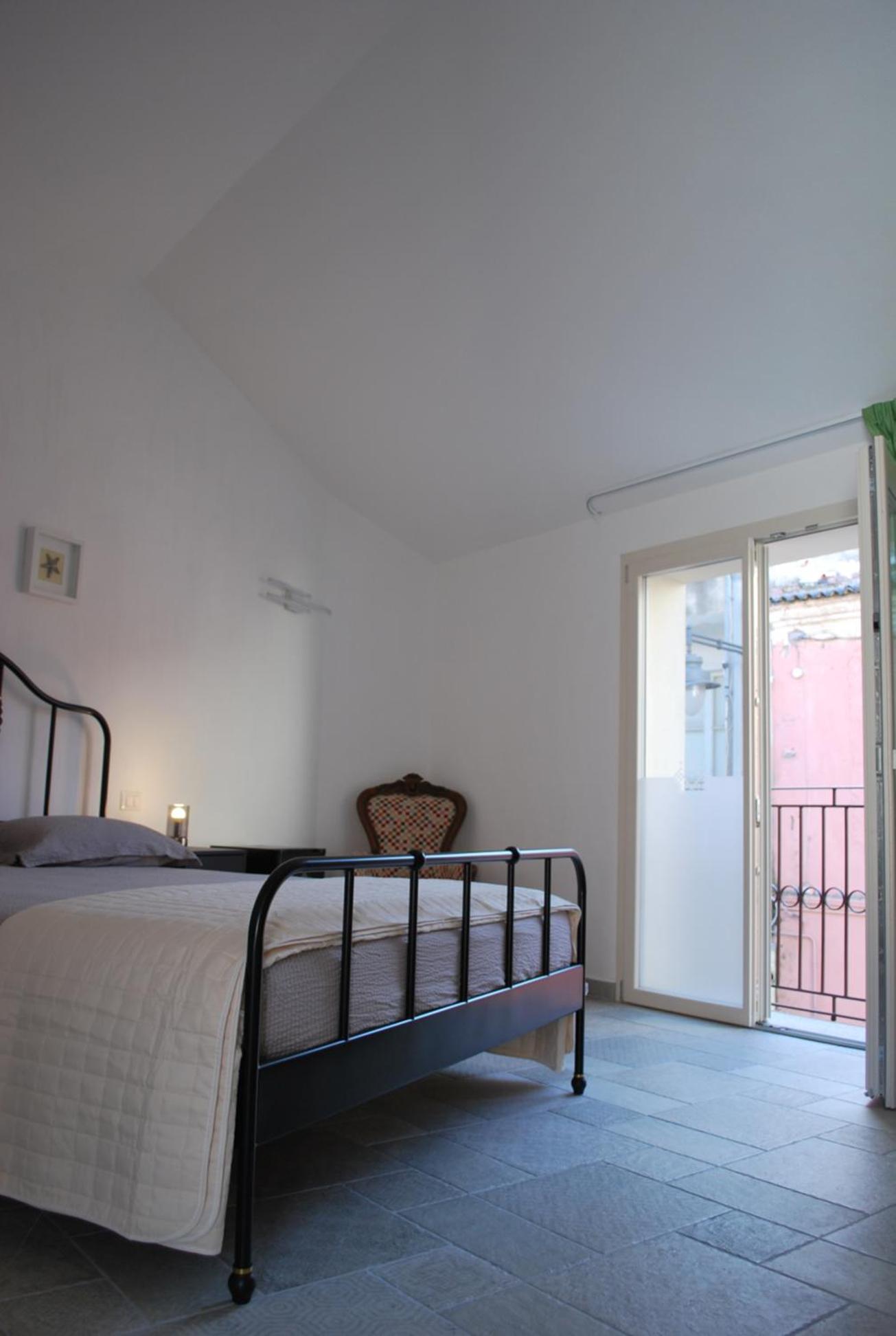 Deluxe Double Room  - Photo 17