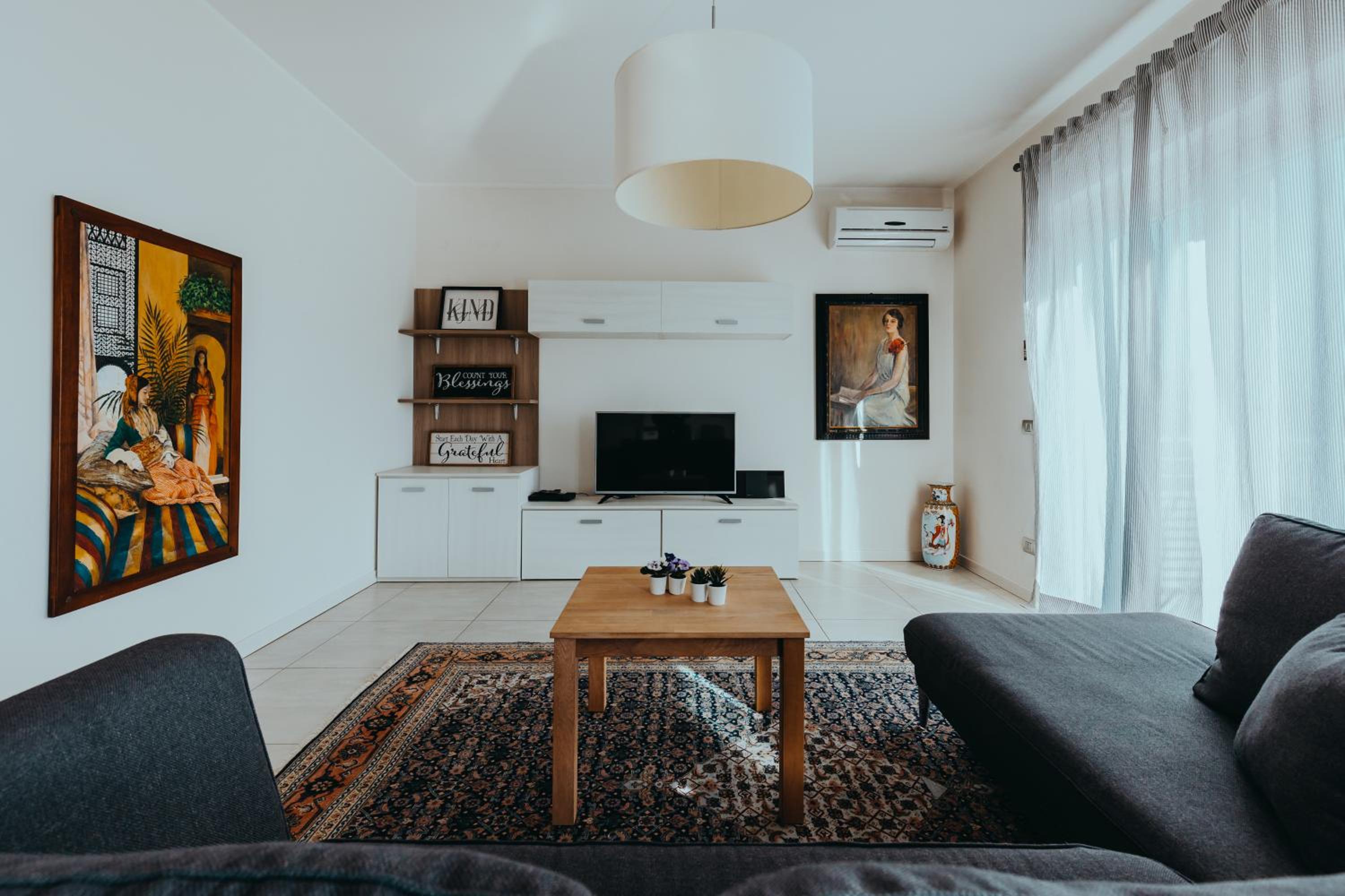 Three-Bedroom Apartment photo 1