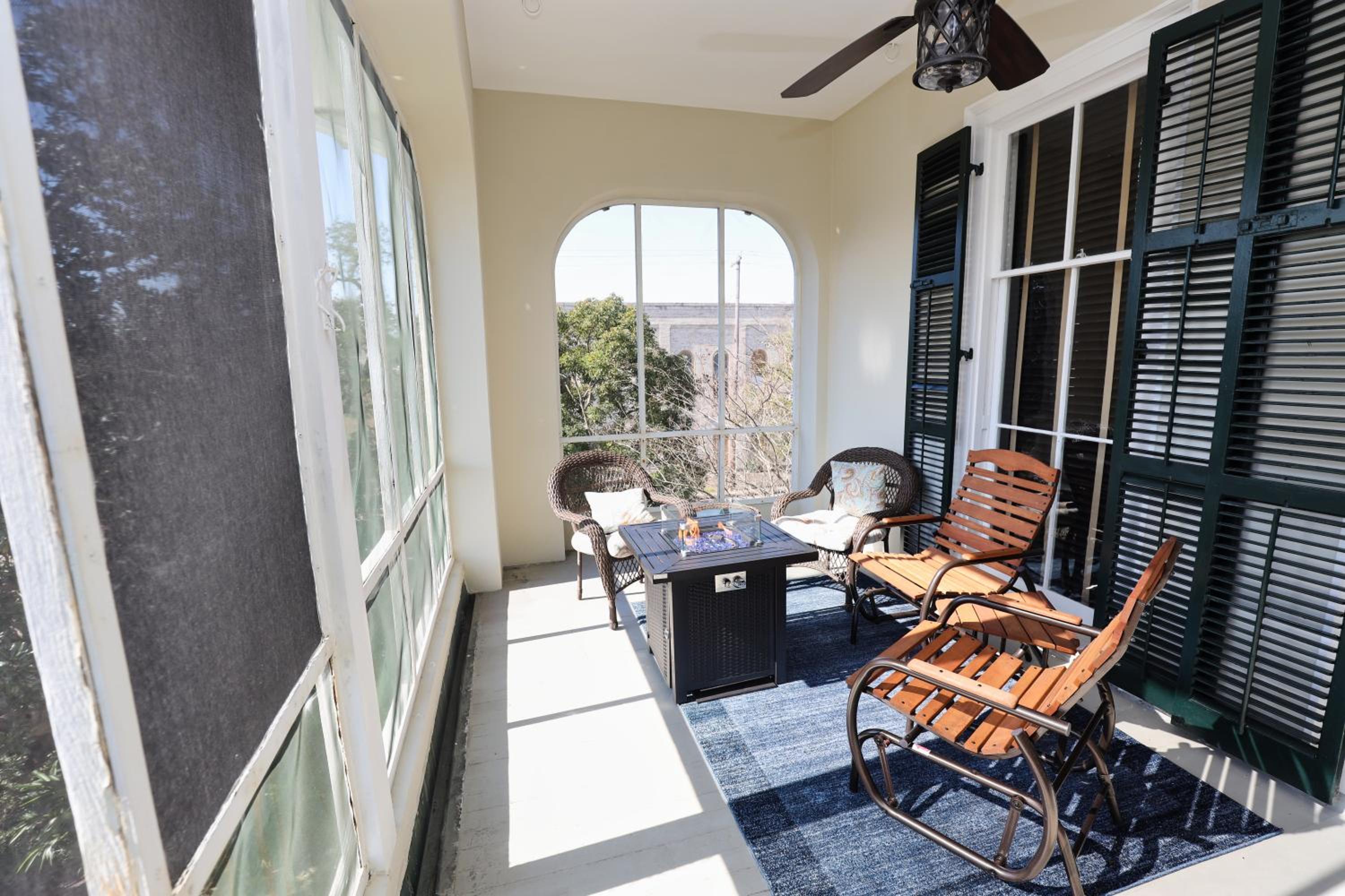 King Room with Balcony photo 3