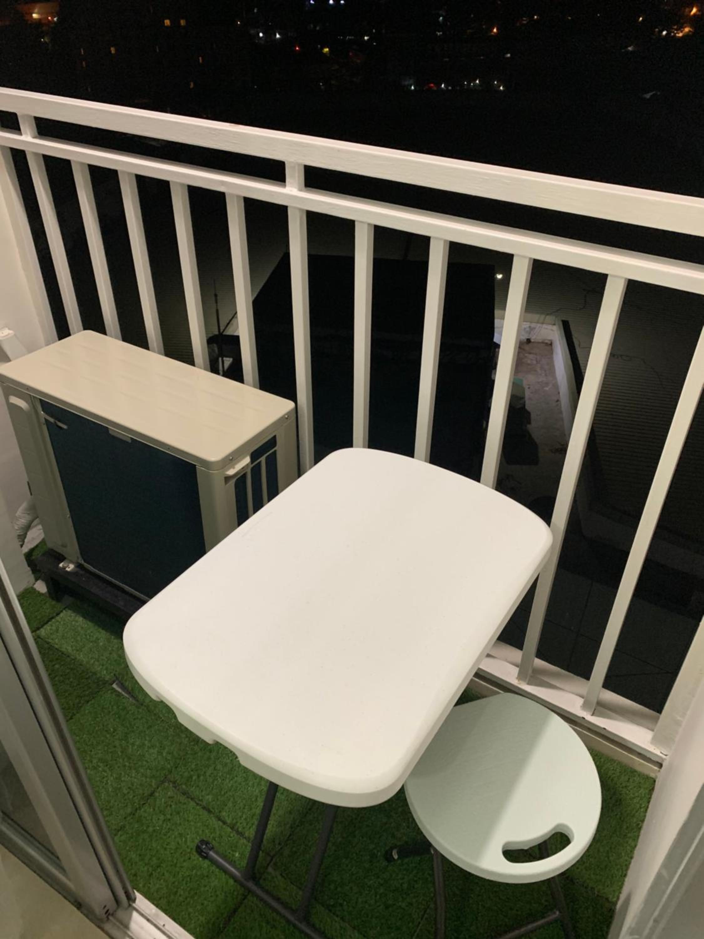 Apartment with Balcony - Photo 14