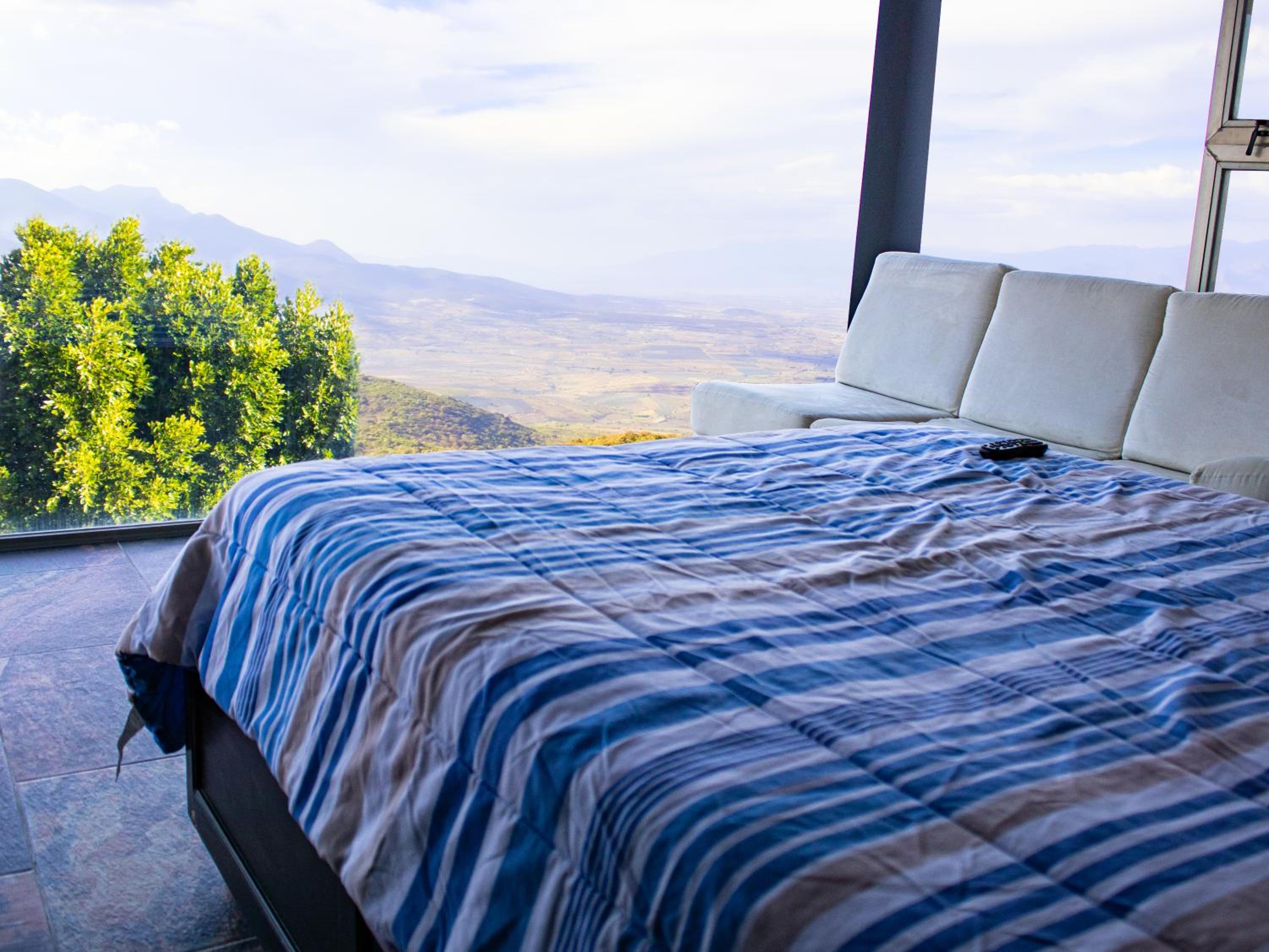 Queen Room with Garden View - Photo 1