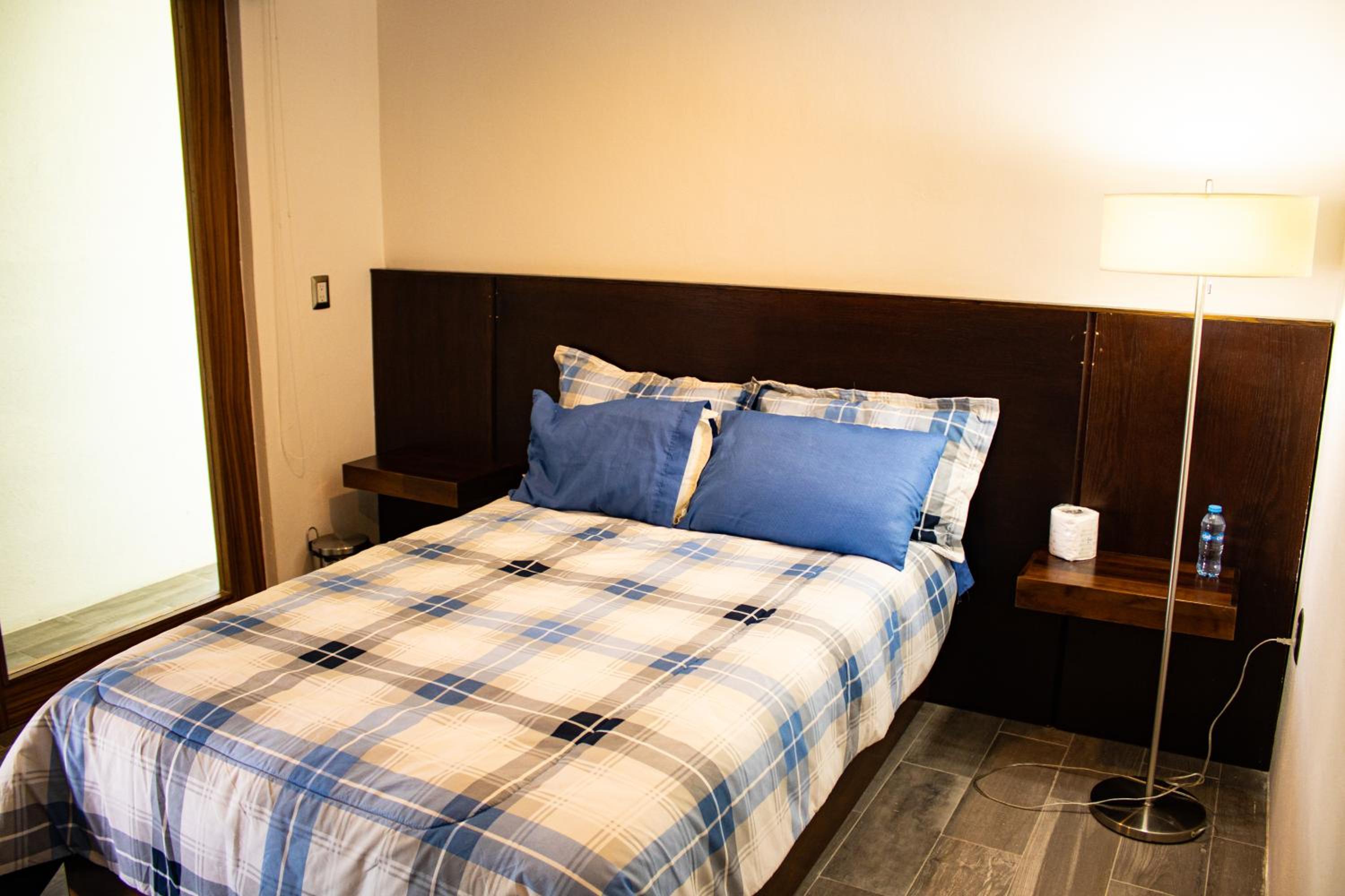Double Room - Photo 4