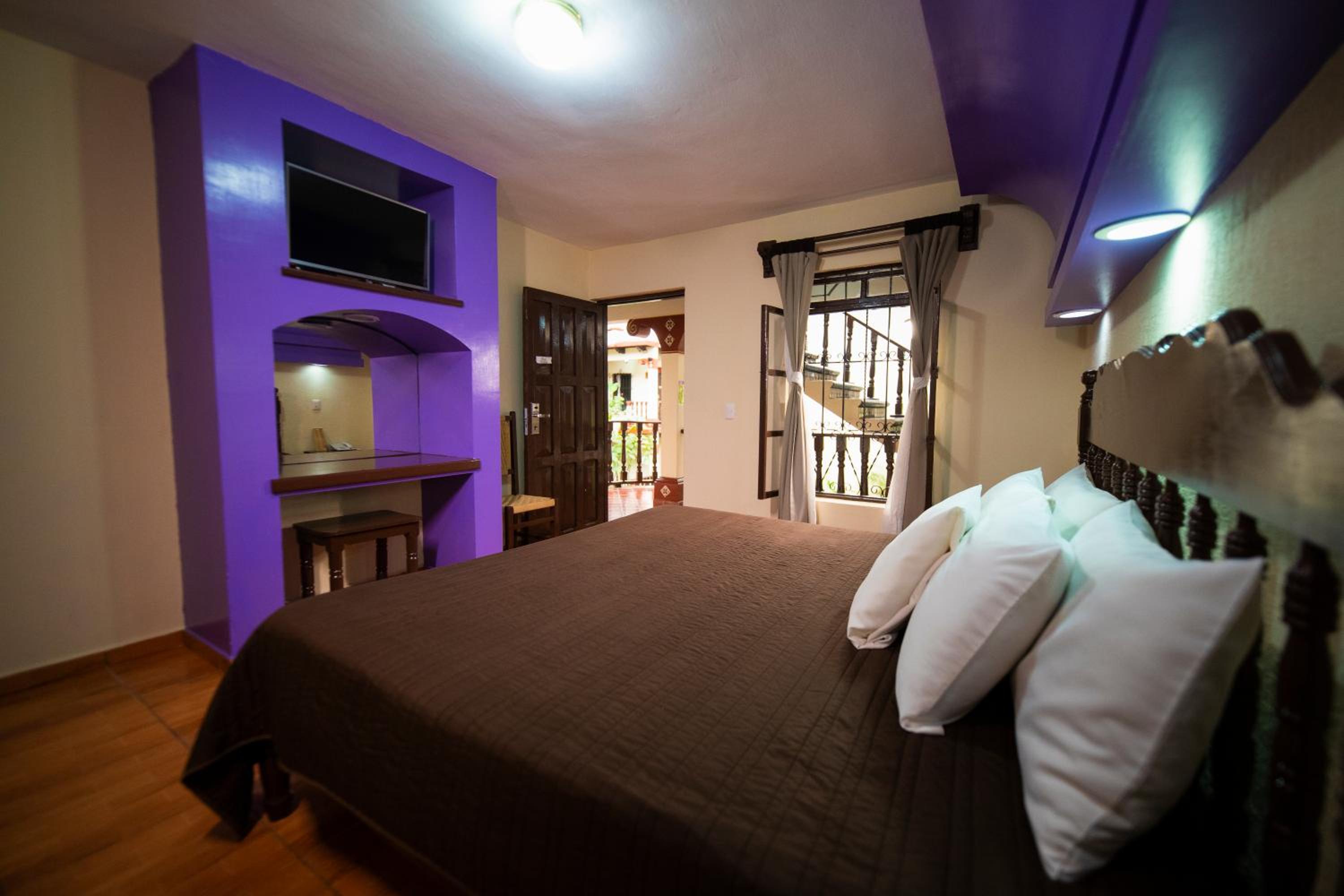 Double Room with One Double Bed photo 2