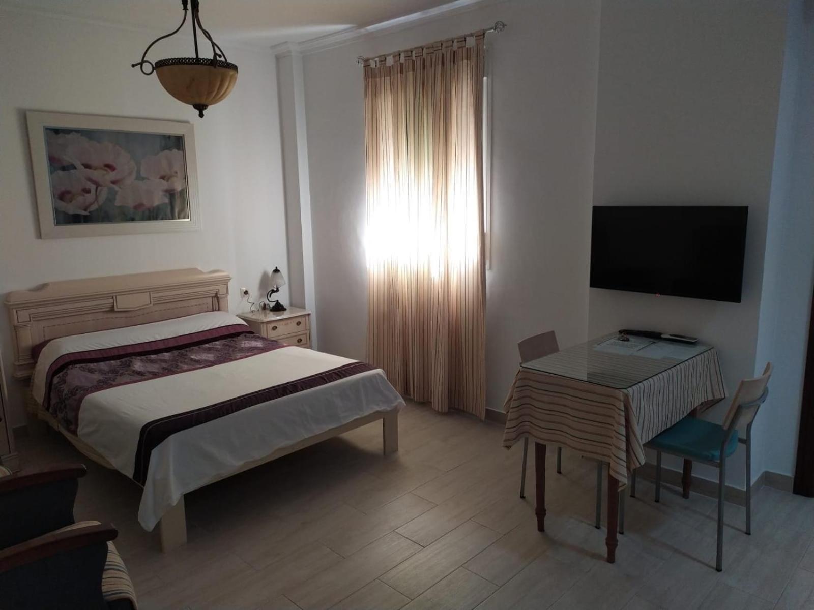 One-Bedroom Apartment - Photo 29