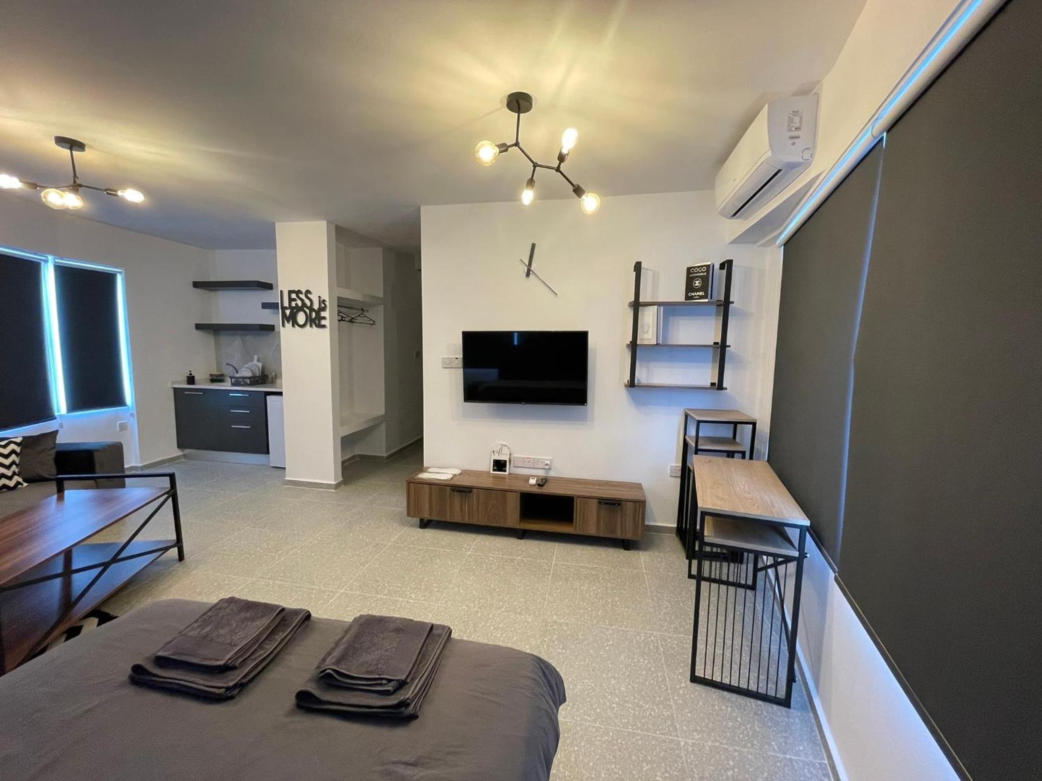 Superior Studio