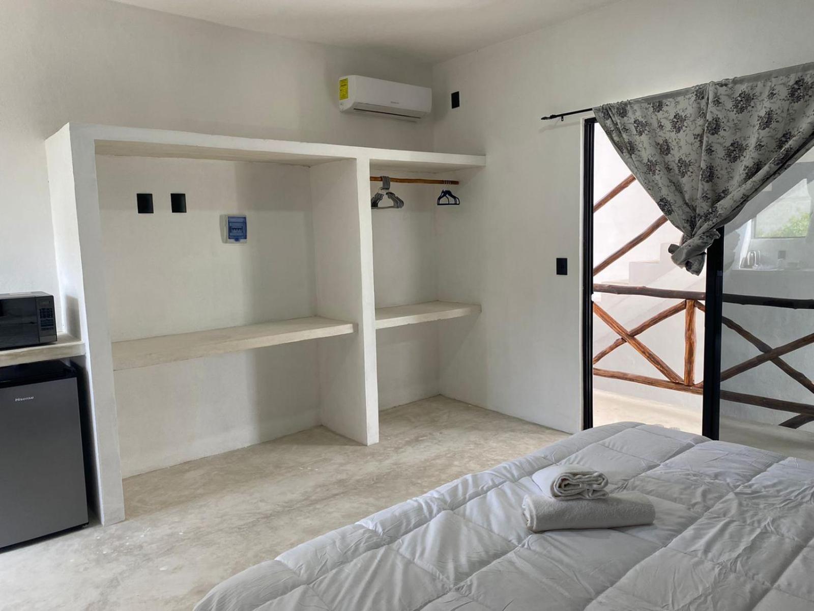 Large Double Room photo 3