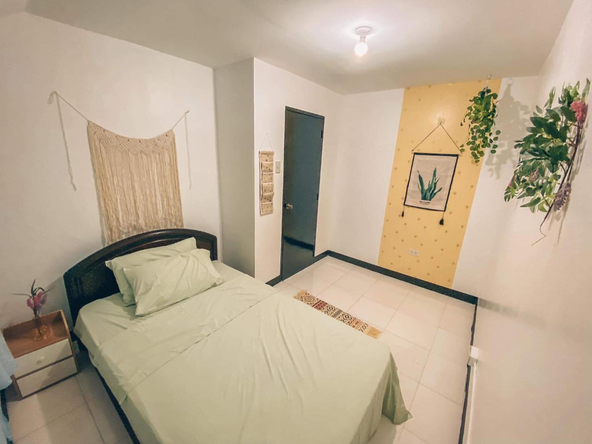 Two-Bedroom Apartment - Photo 18