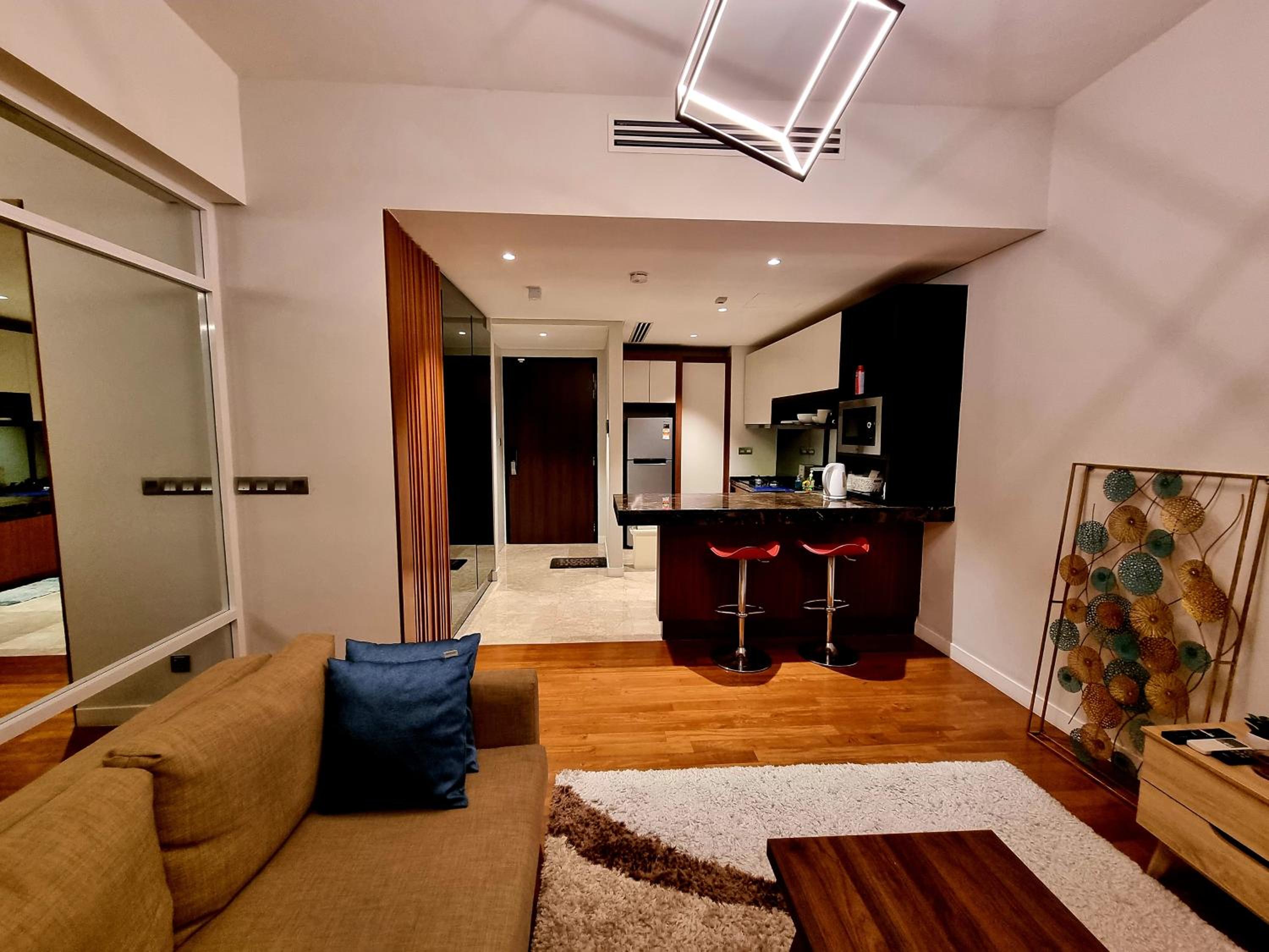 One-Bedroom Apartment