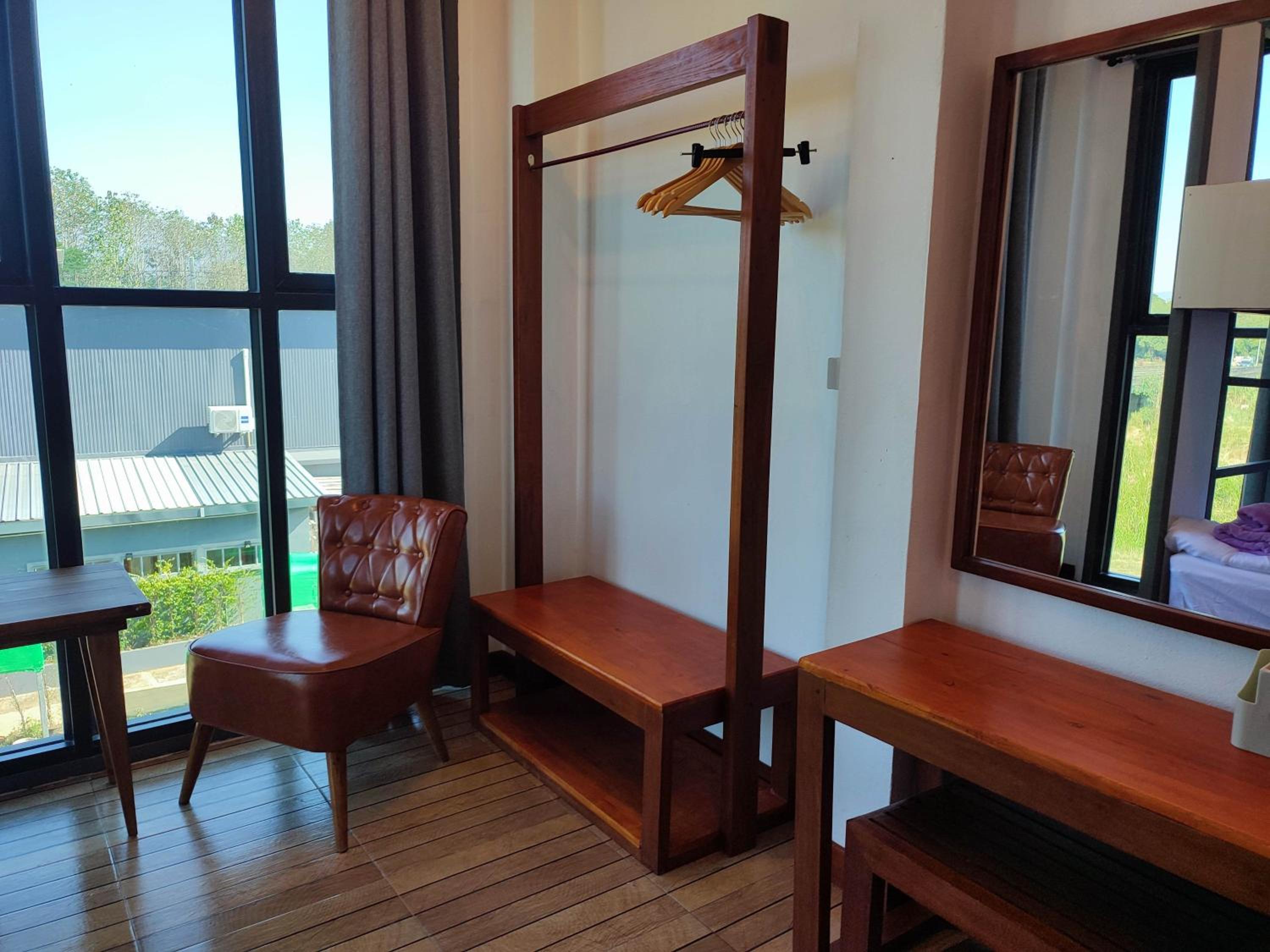 Quadruple Room with Mountain View - Photo 4