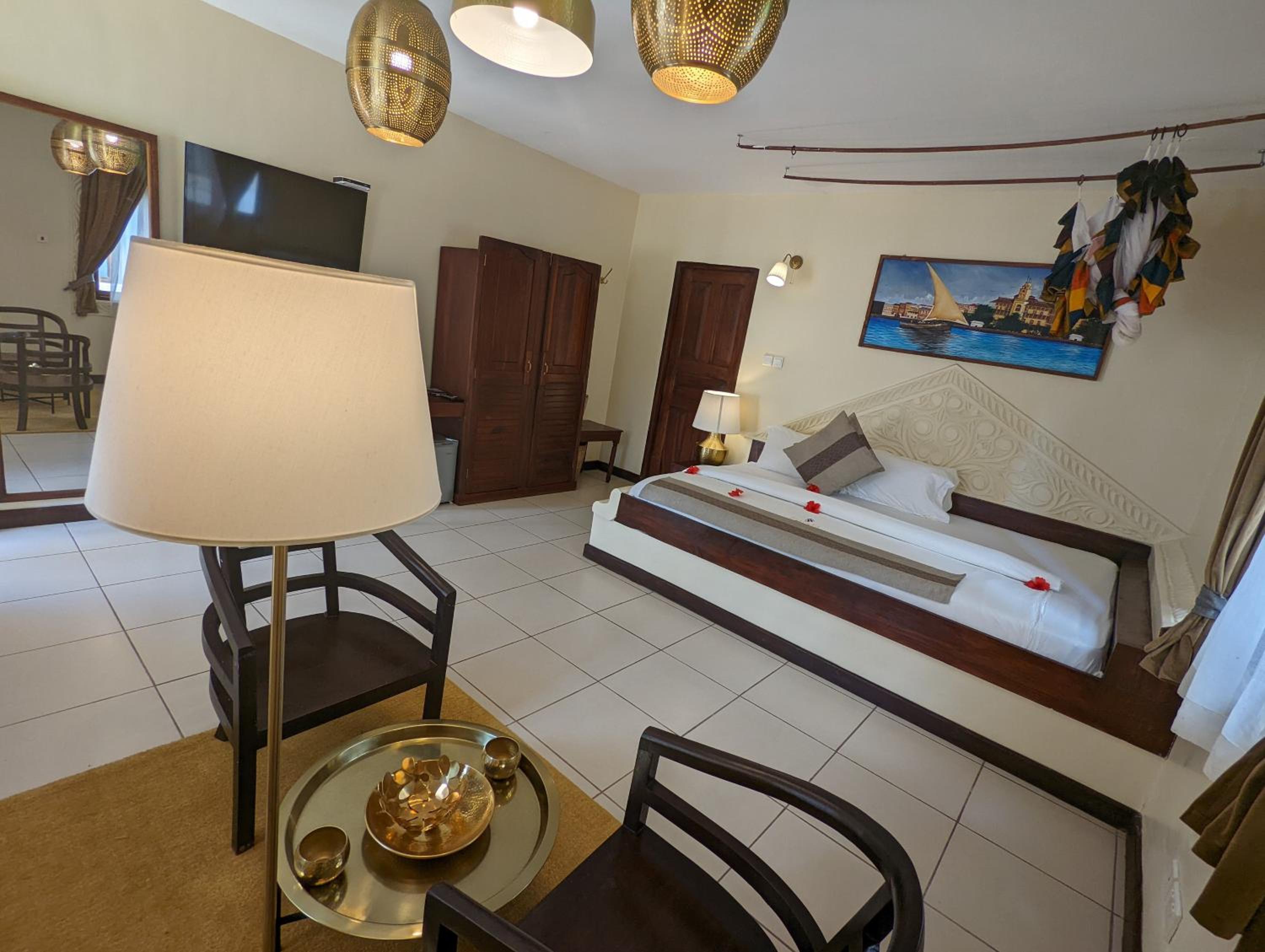 Superior King Room with Balcony and Sea View