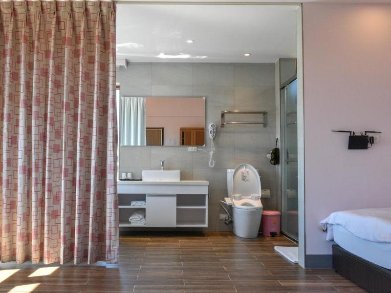 Superior Triple Room photo 3