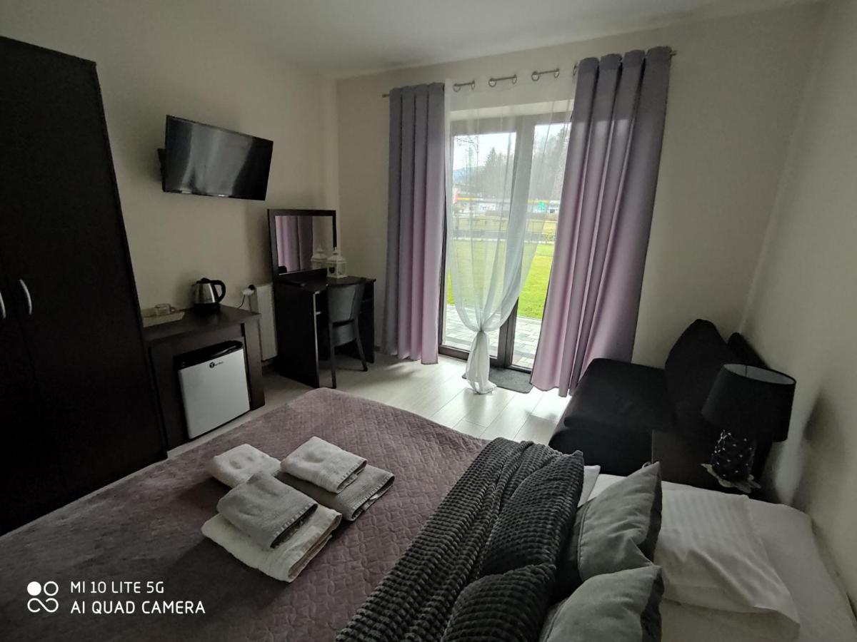 Double Room with Balcony - Photo 6