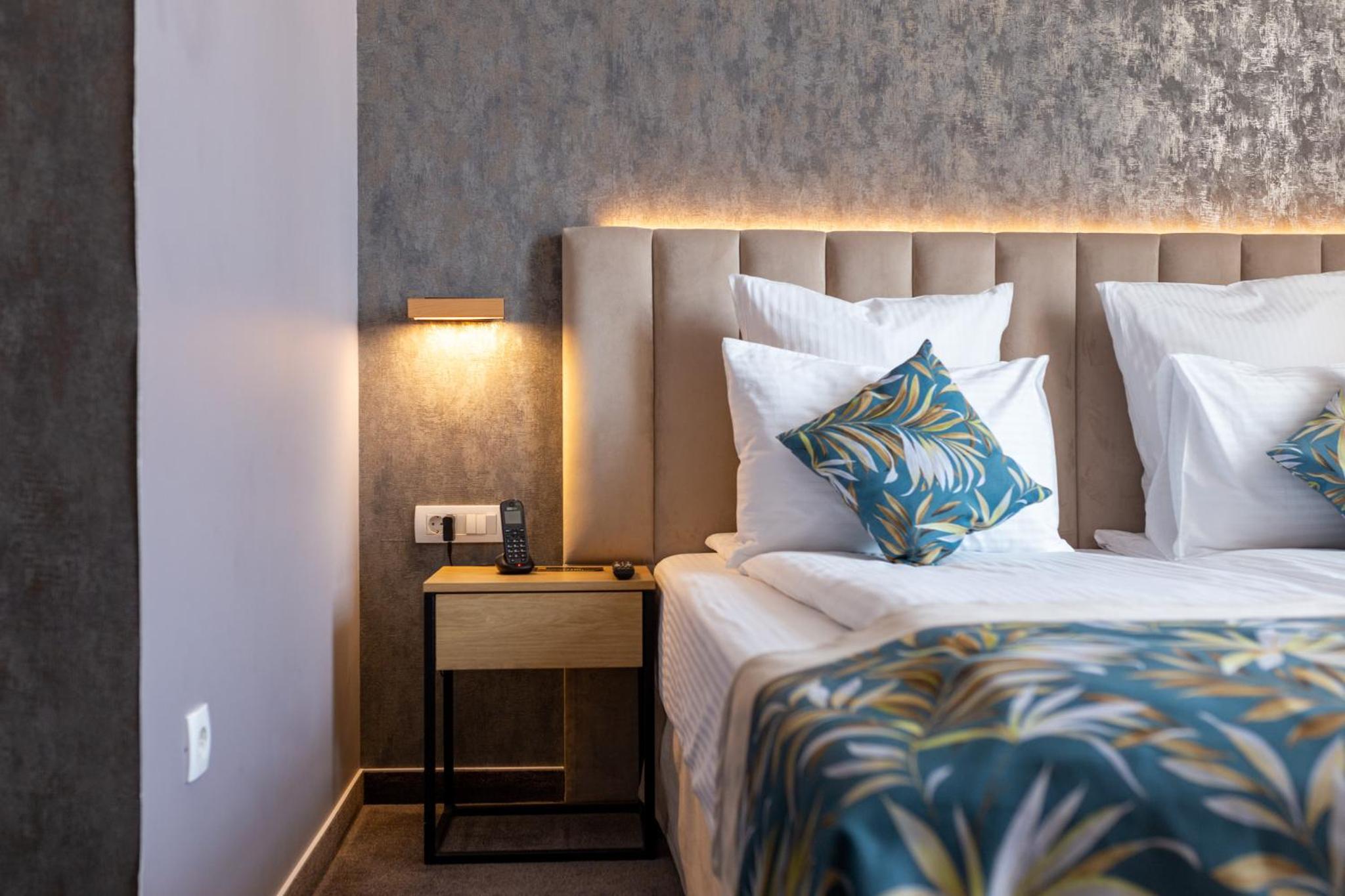 Superior Double Room - Photo 1