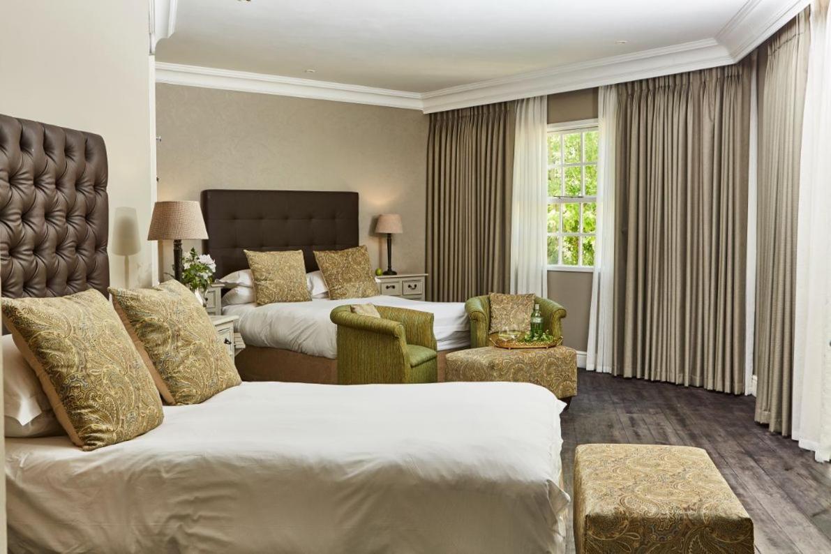 Family Room - Photo 1