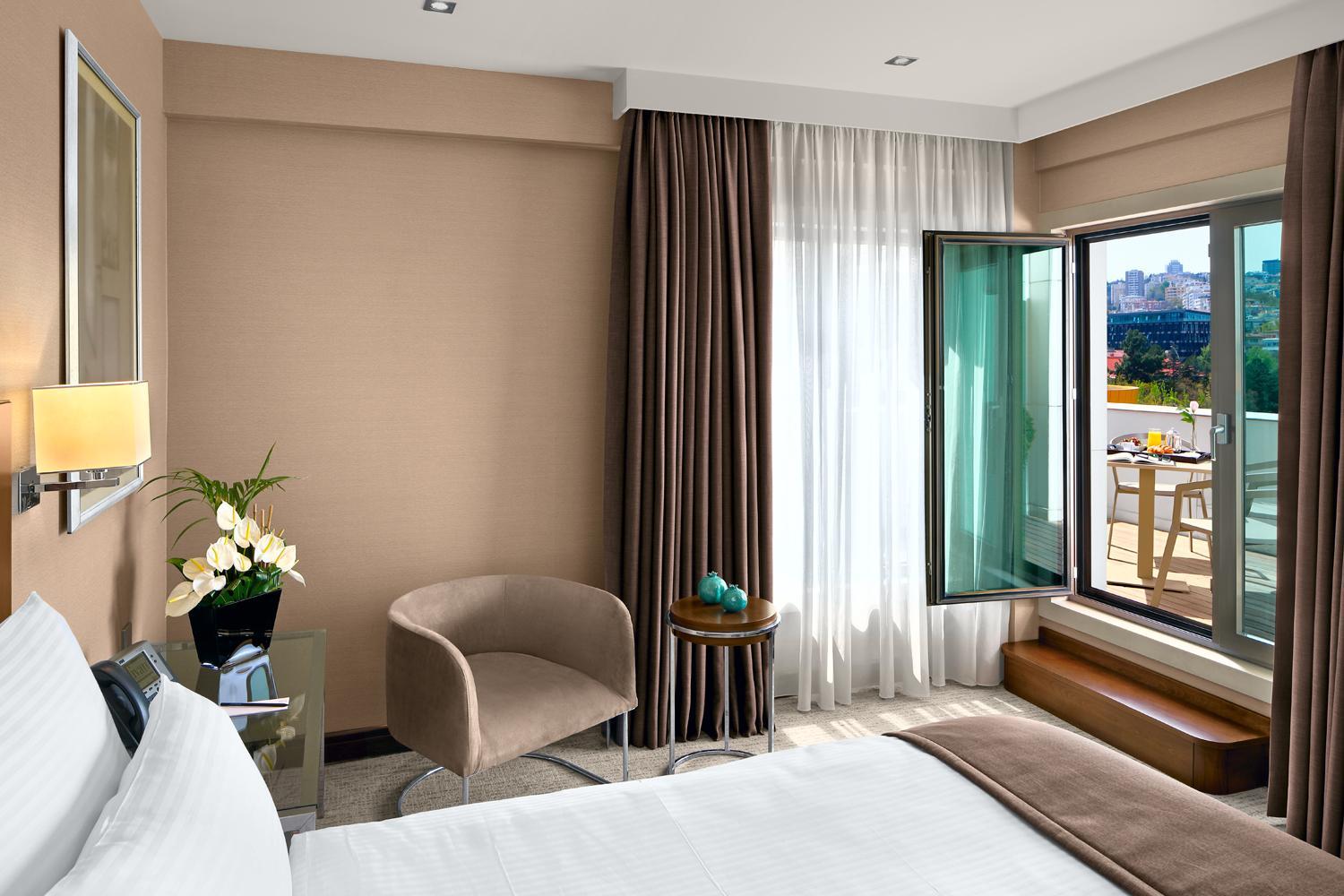 Suite with Terrace - Photo 1