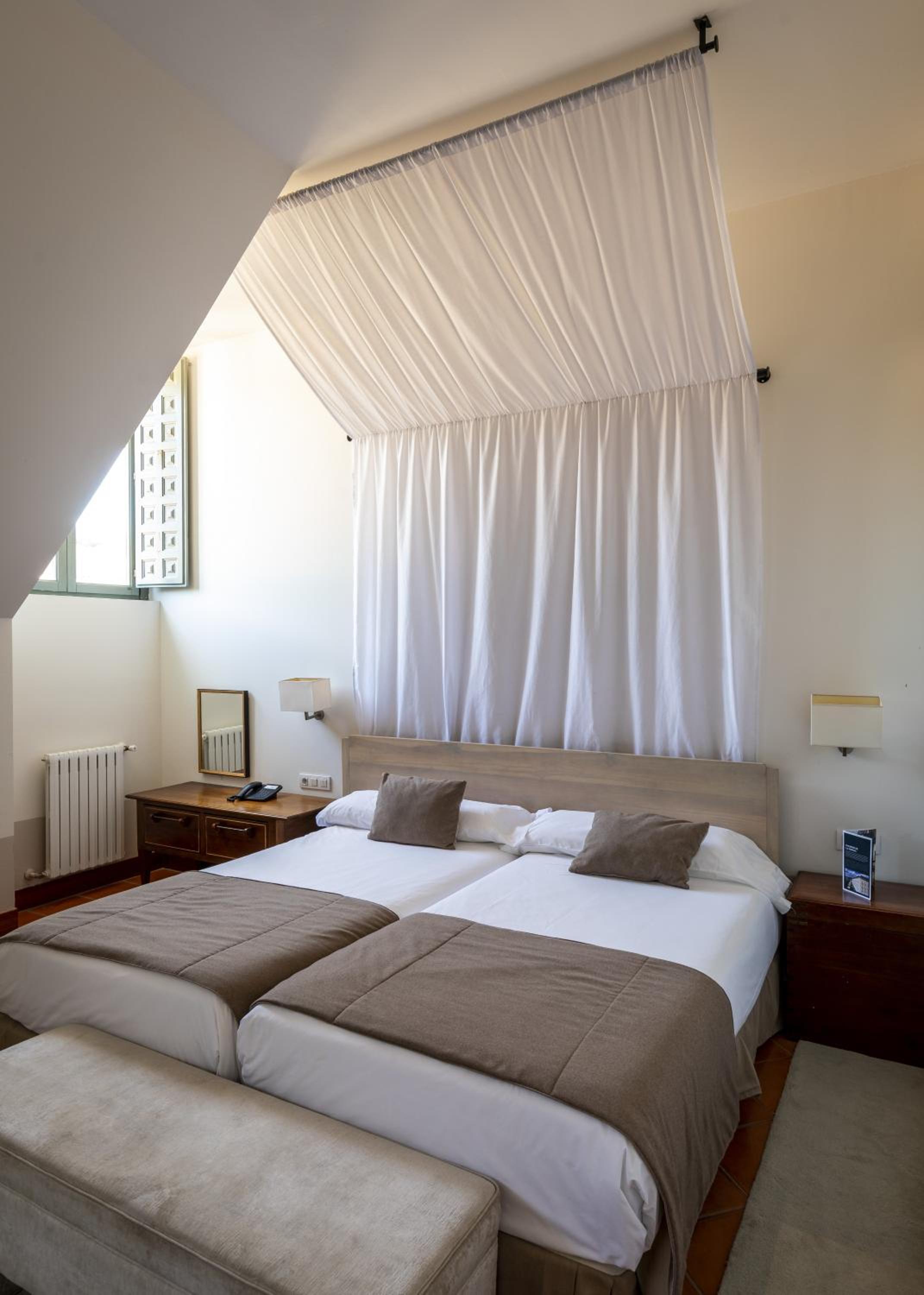 Superior Double Room - Photo 4