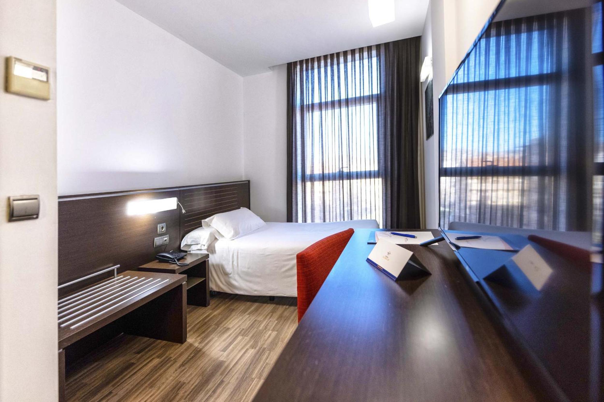 Single Room (1 Adult) photo 2