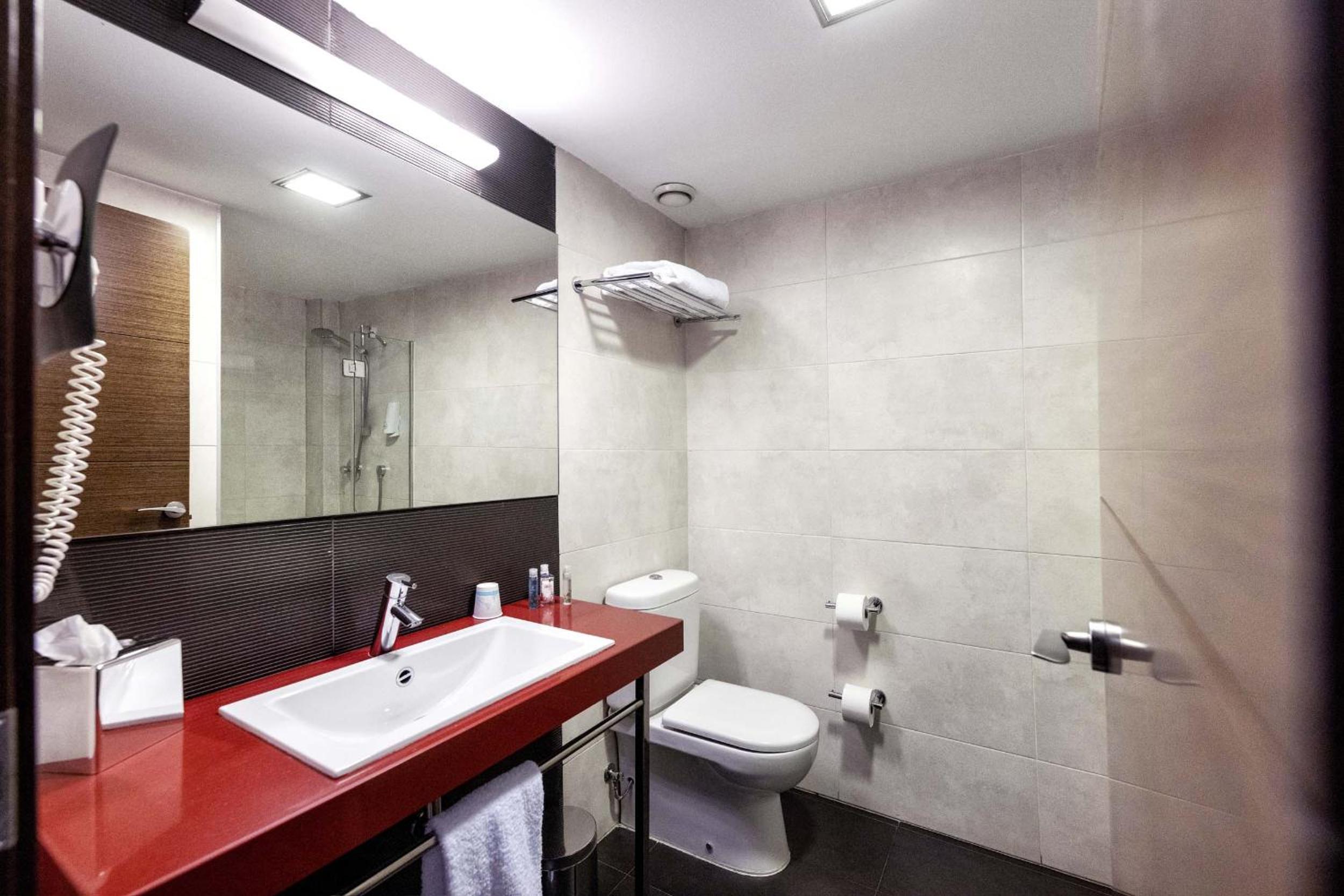 Single Room (1 Adult)