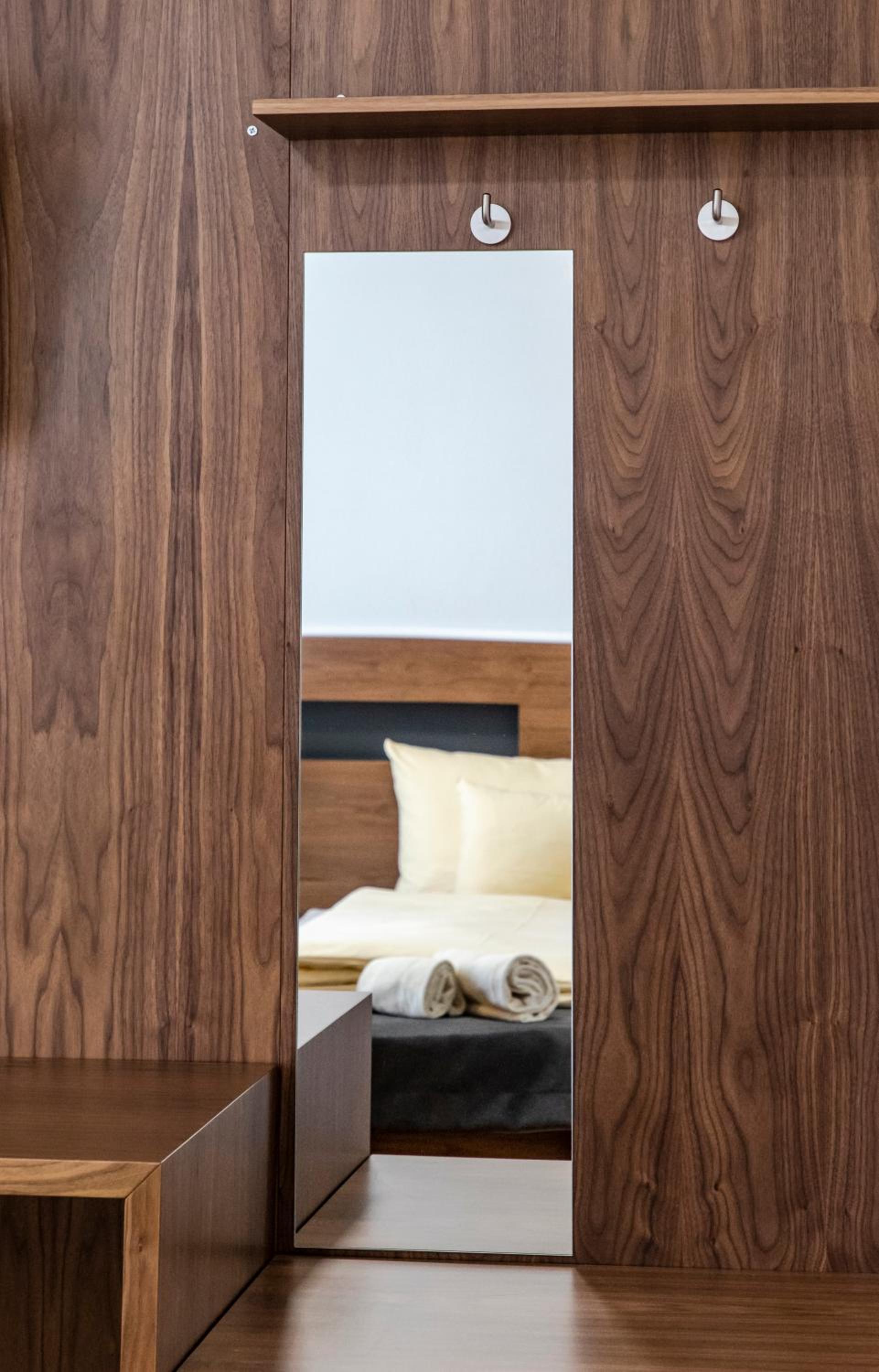 Deluxe Family Room - Photo 14