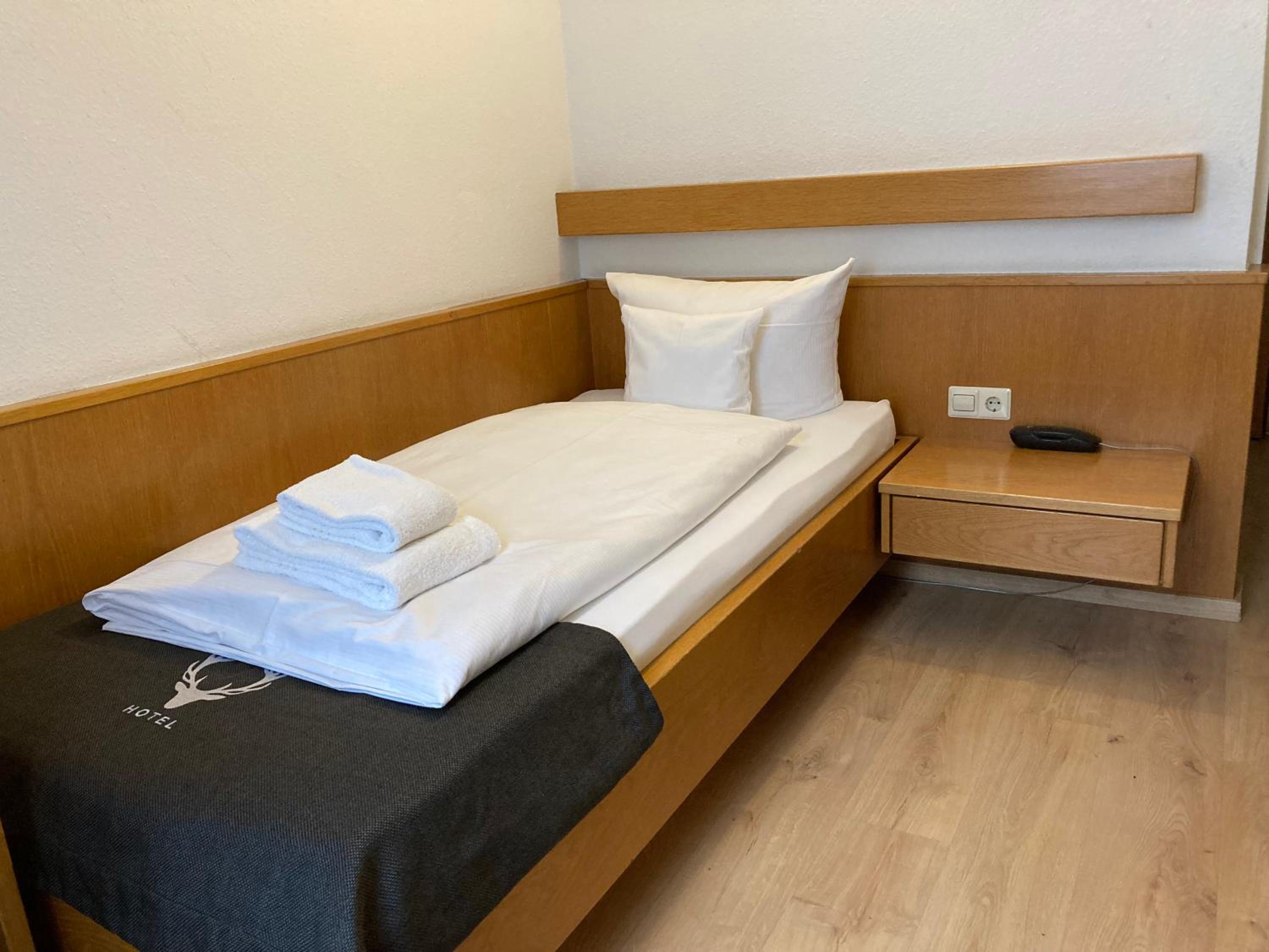 Double Room - Photo 12
