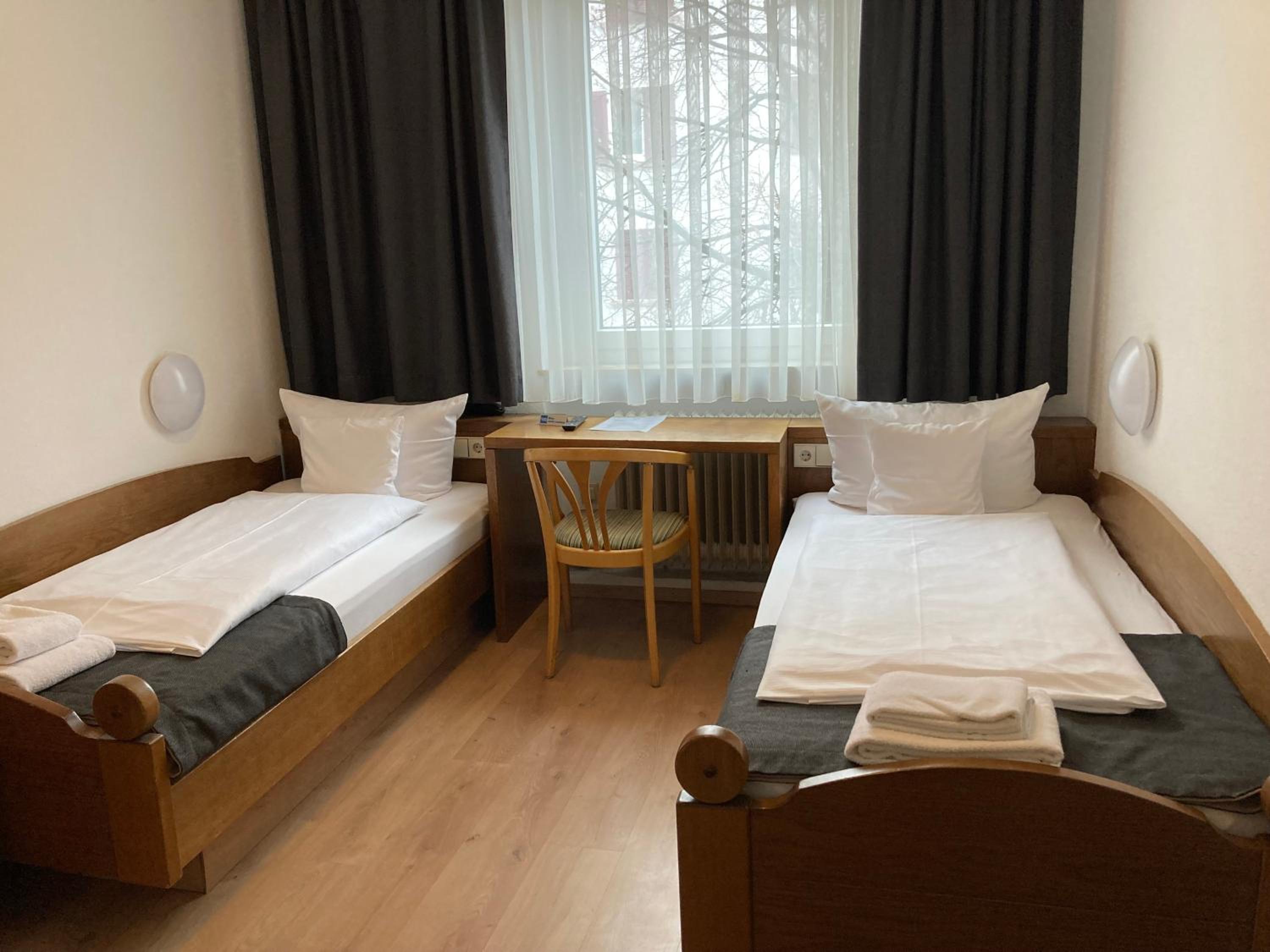 Double Room - Photo 21