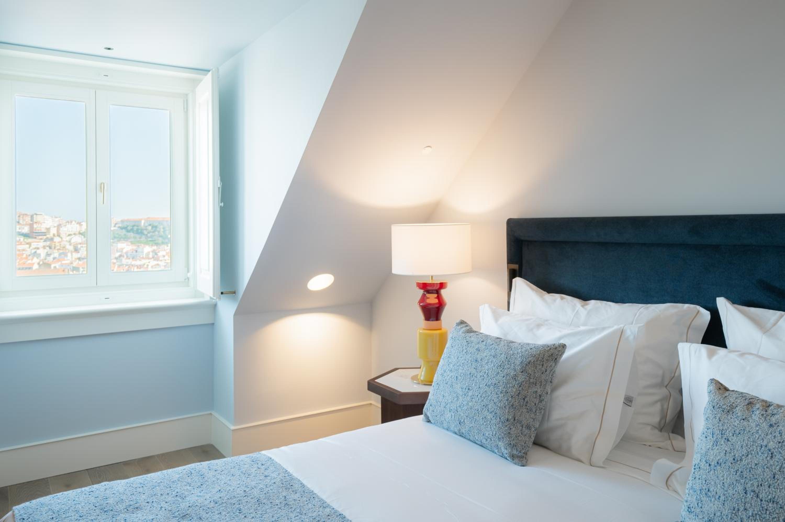Suite - Photo 2