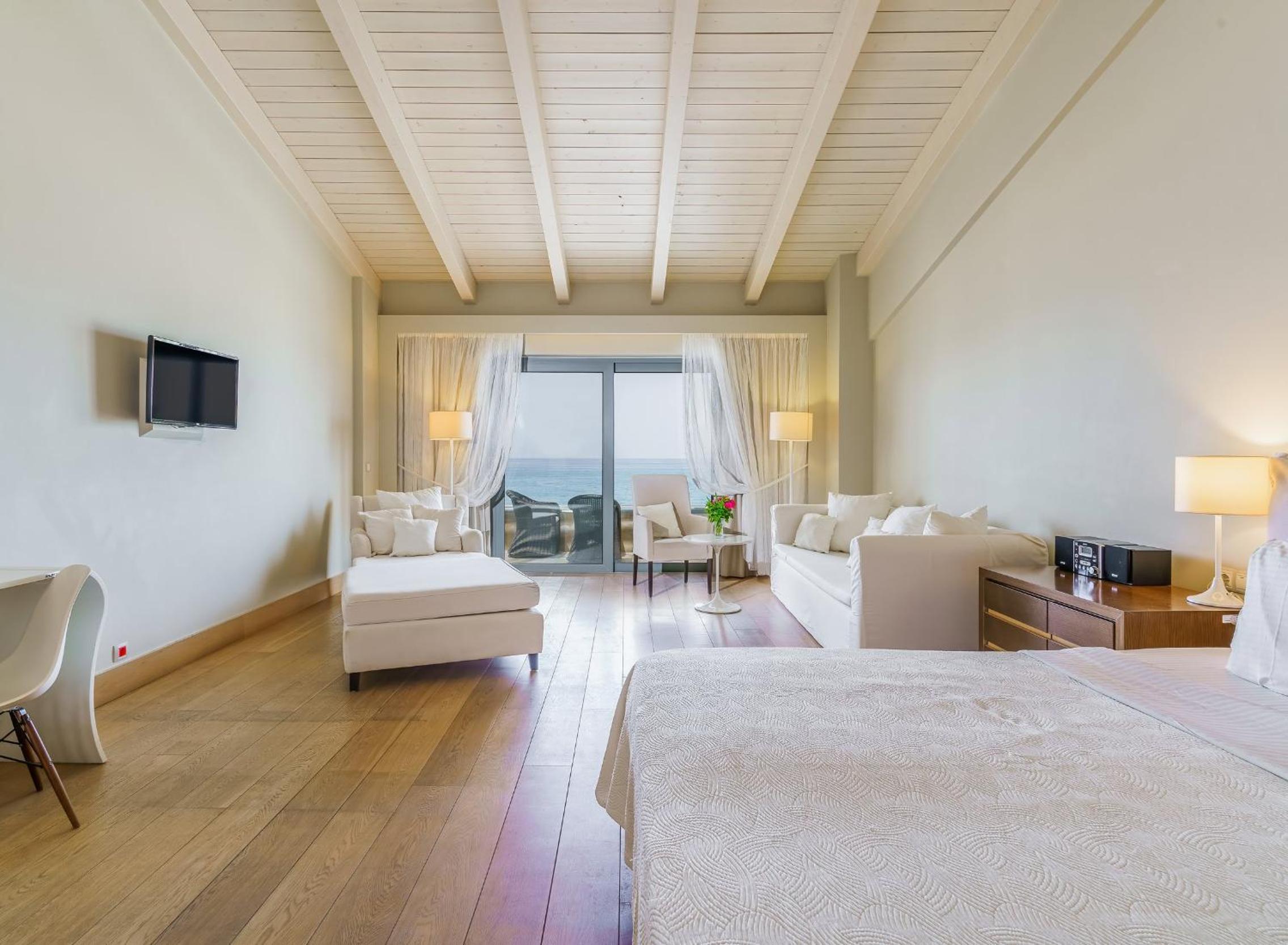 Premium Suite with Sea View
