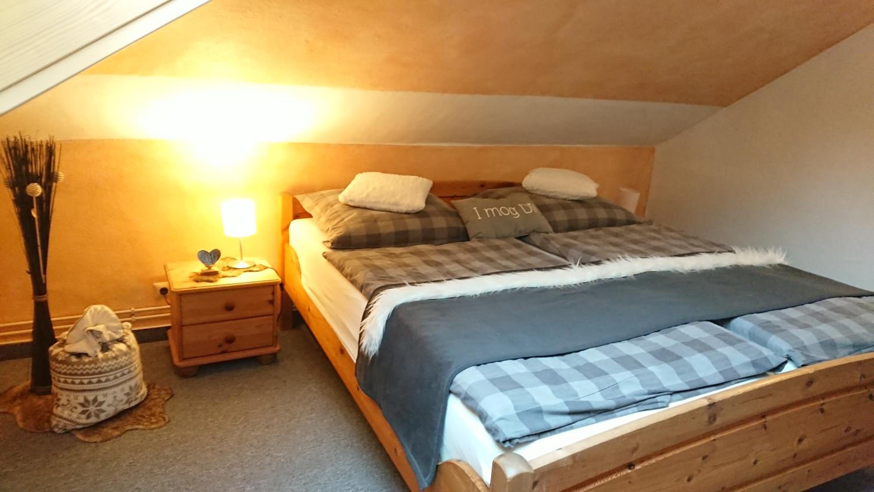 Budget Double Room photo 3