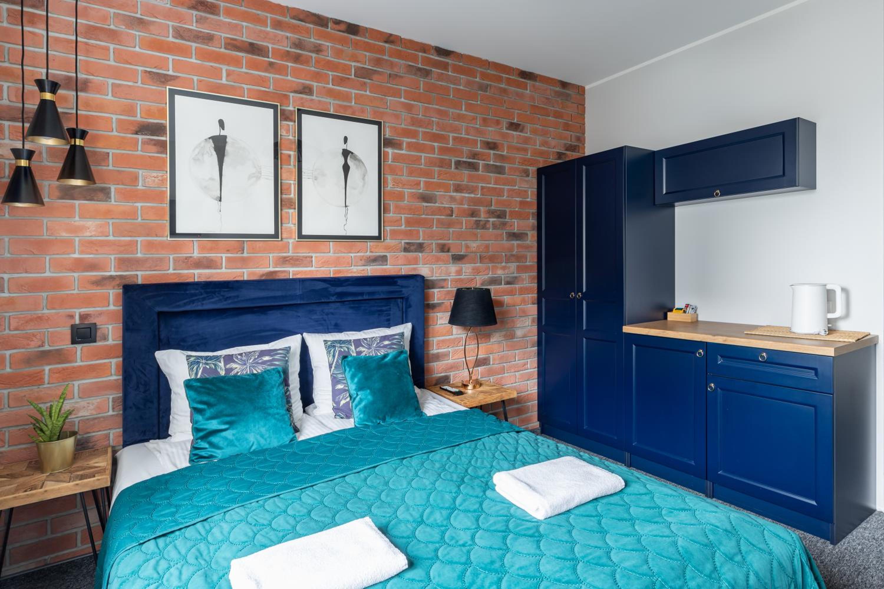 Double Room with Private Bathroom and Air Condition photo 1