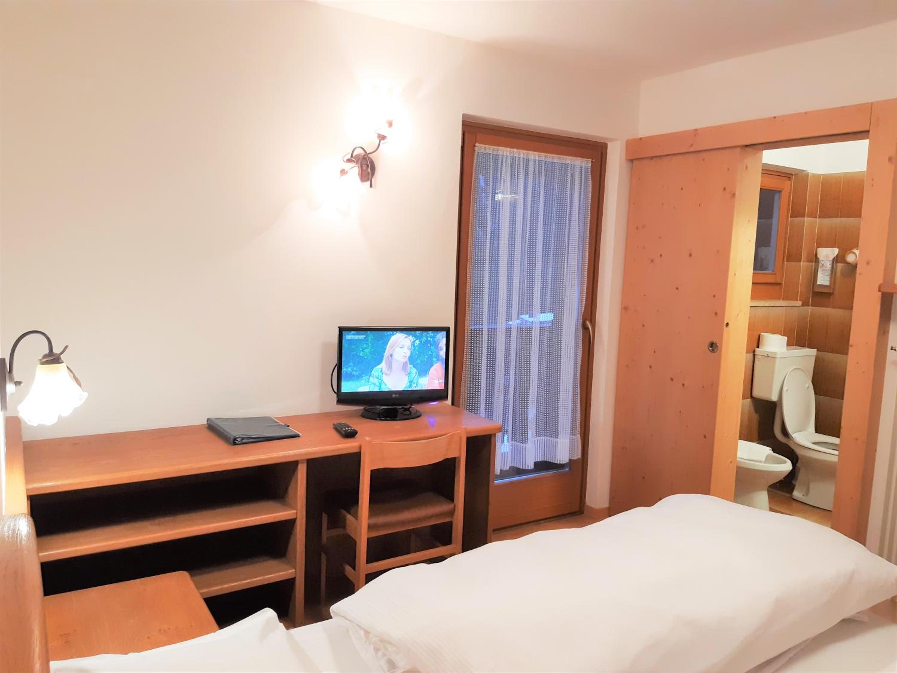 Double Room - Photo 1