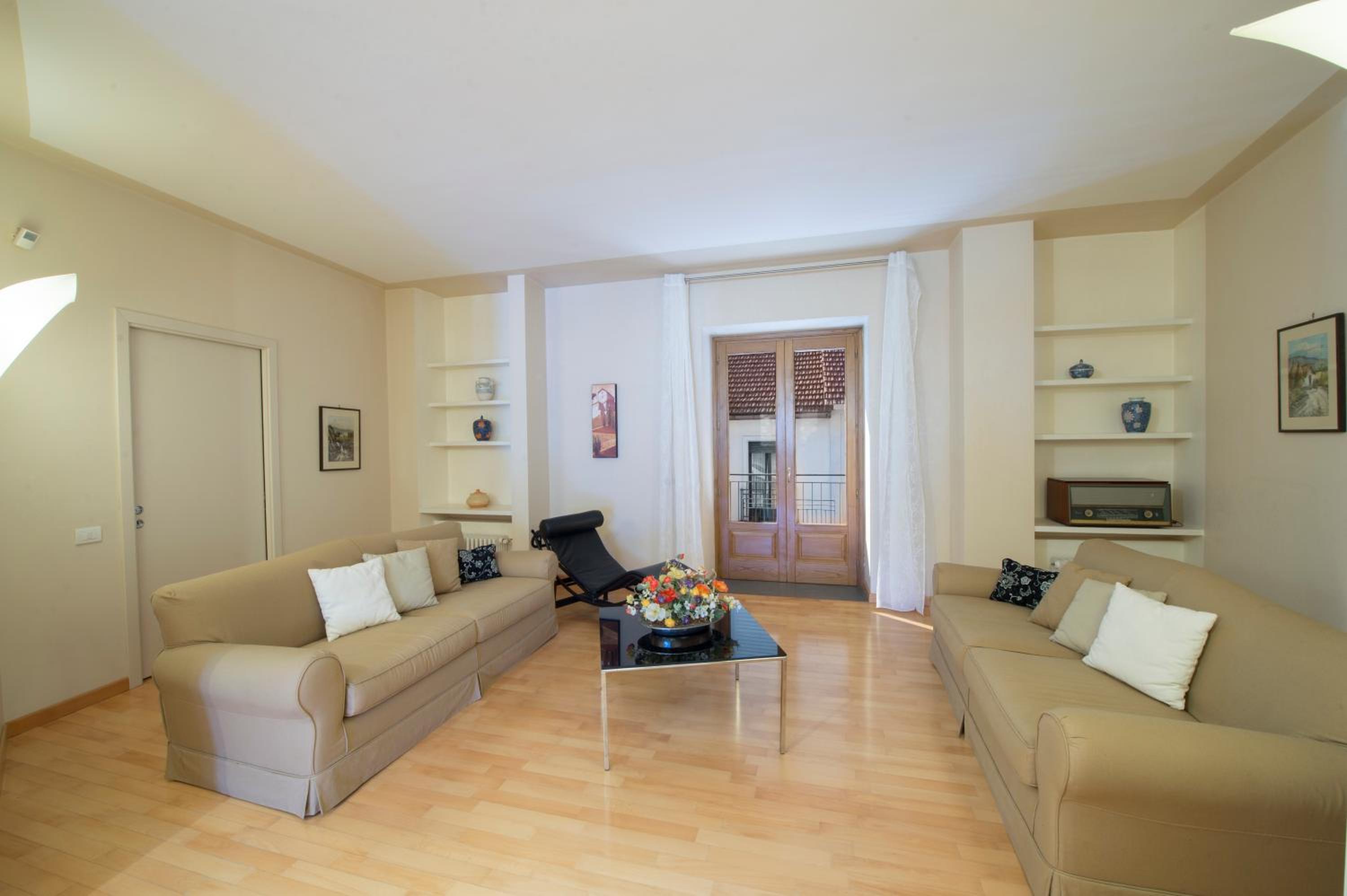Apartment with Terrace photo 2