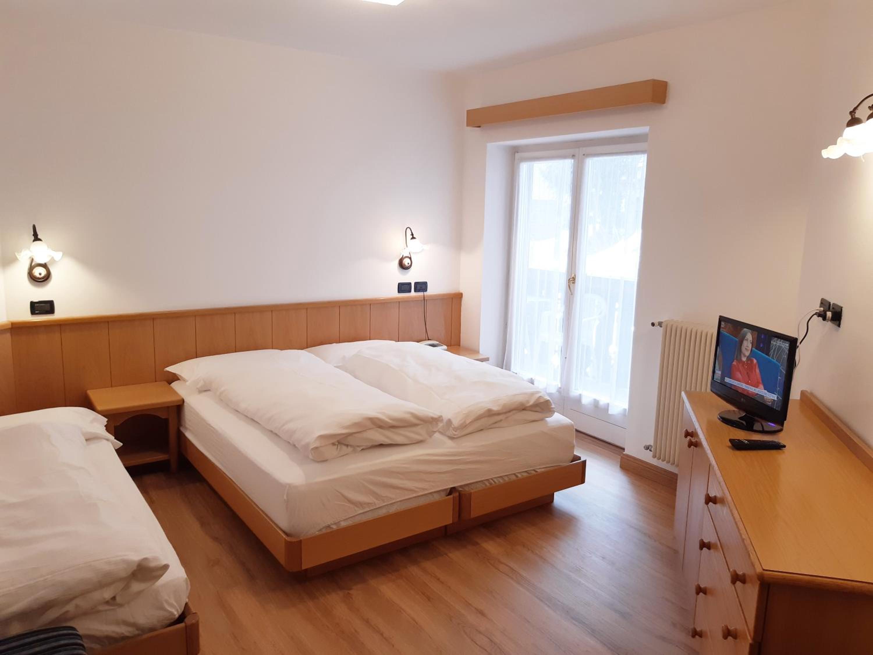 Triple Room - Photo 1