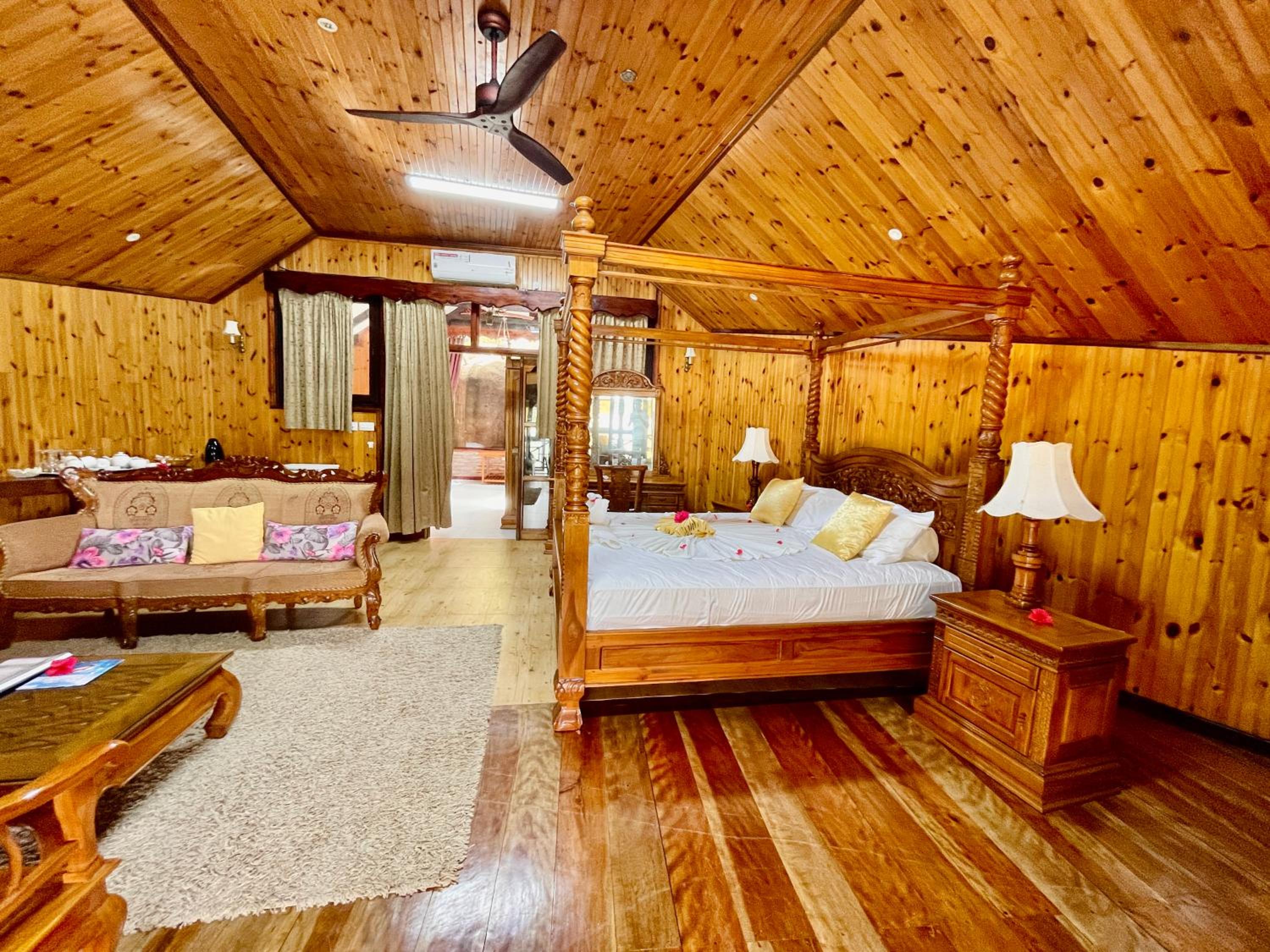 Presidential Suite with Sea View photo 1