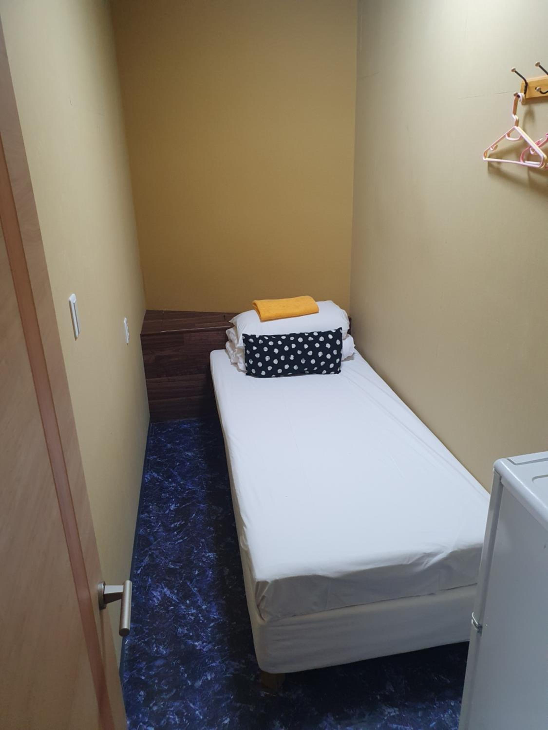Budget Single Room